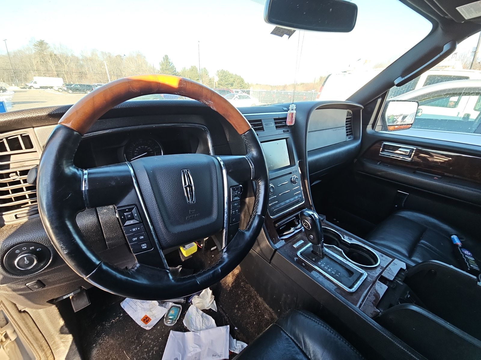 2015 Lincoln Navigator Base RWD