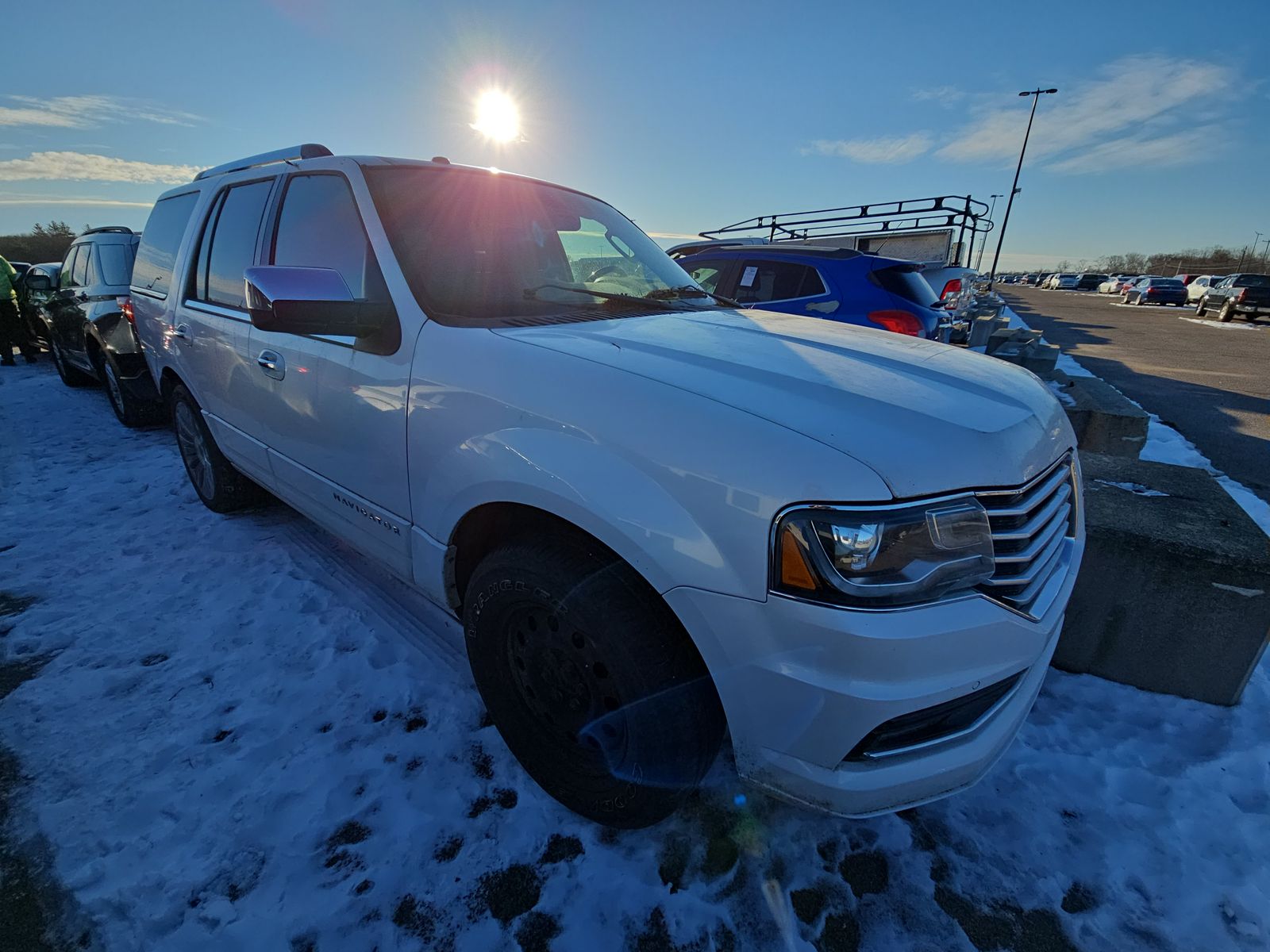 2015 Lincoln Navigator Base RWD