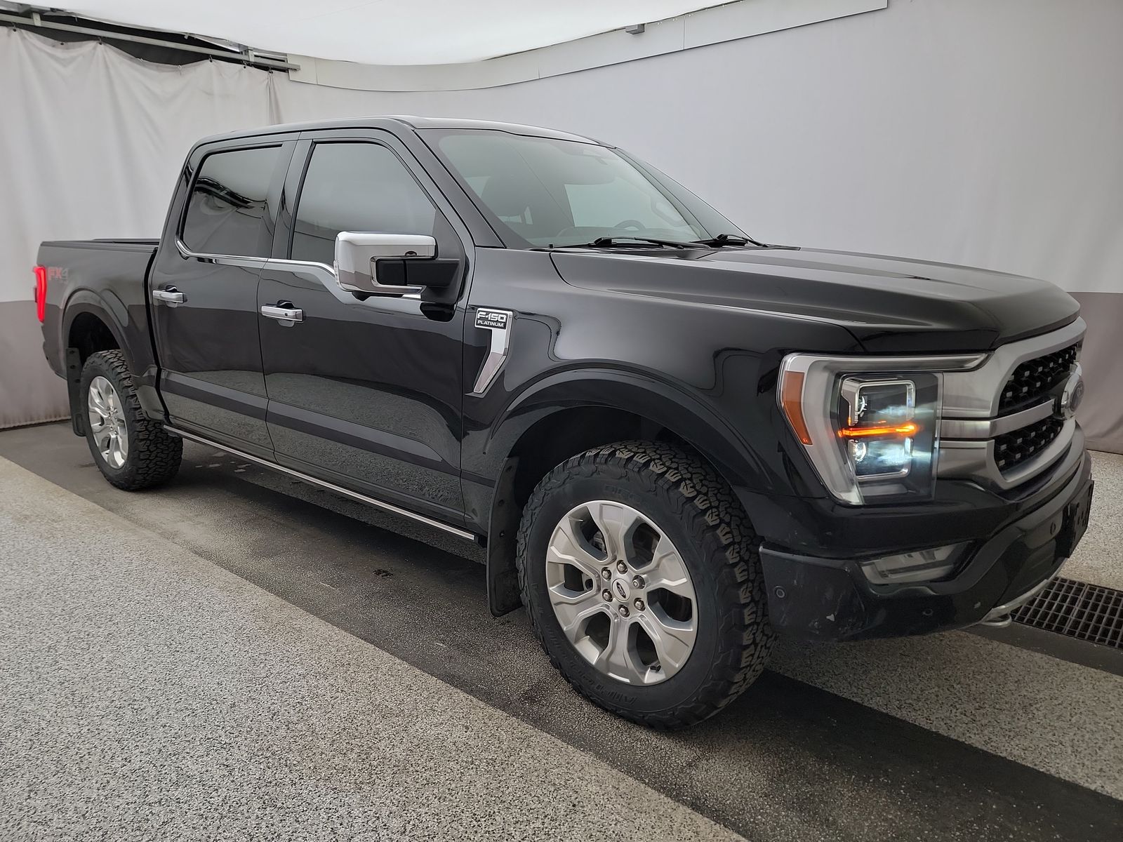 2022 Ford F-150 Platinum AWD