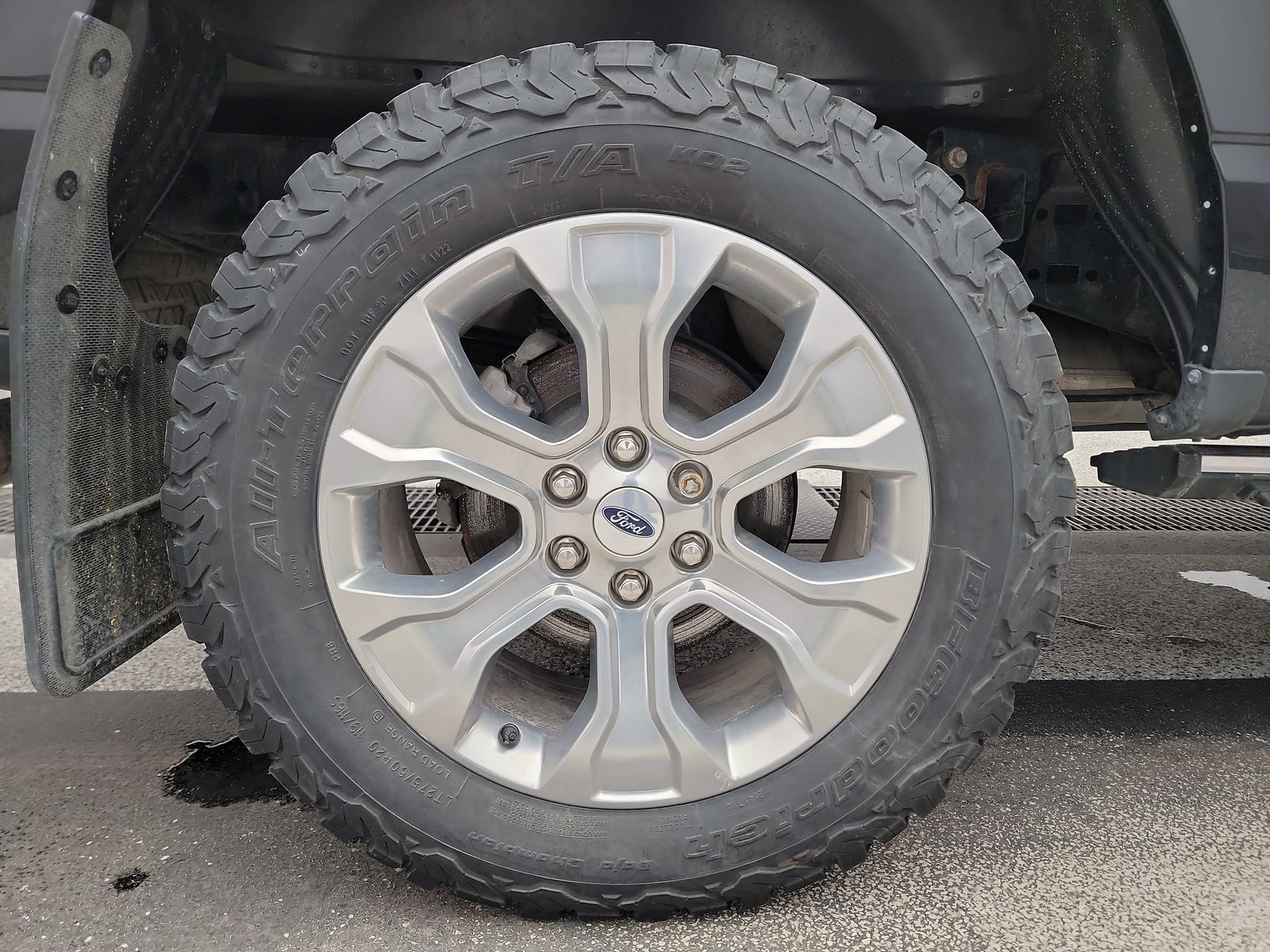 2022 Ford F-150 Platinum AWD