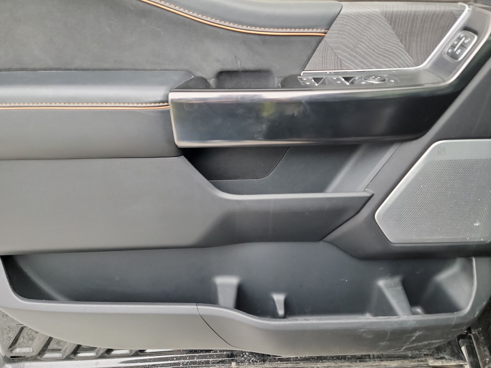 2022 Ford F-150 Platinum AWD