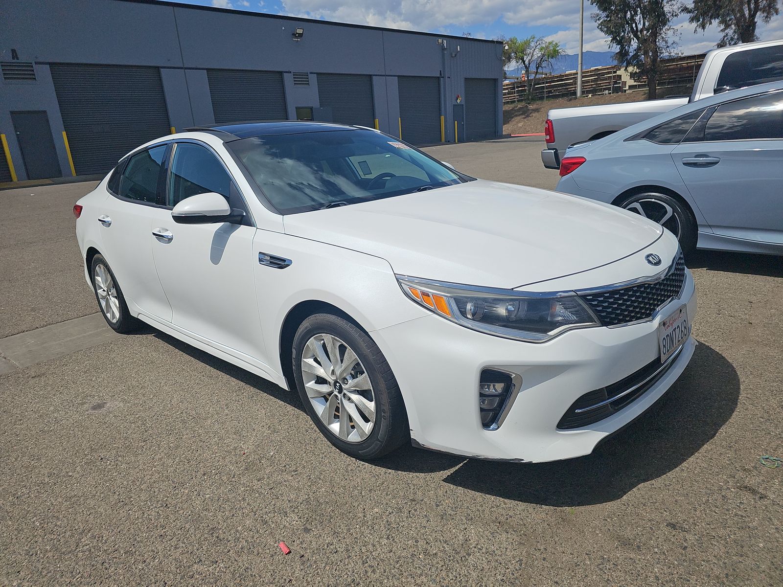2018 Kia Optima S FWD