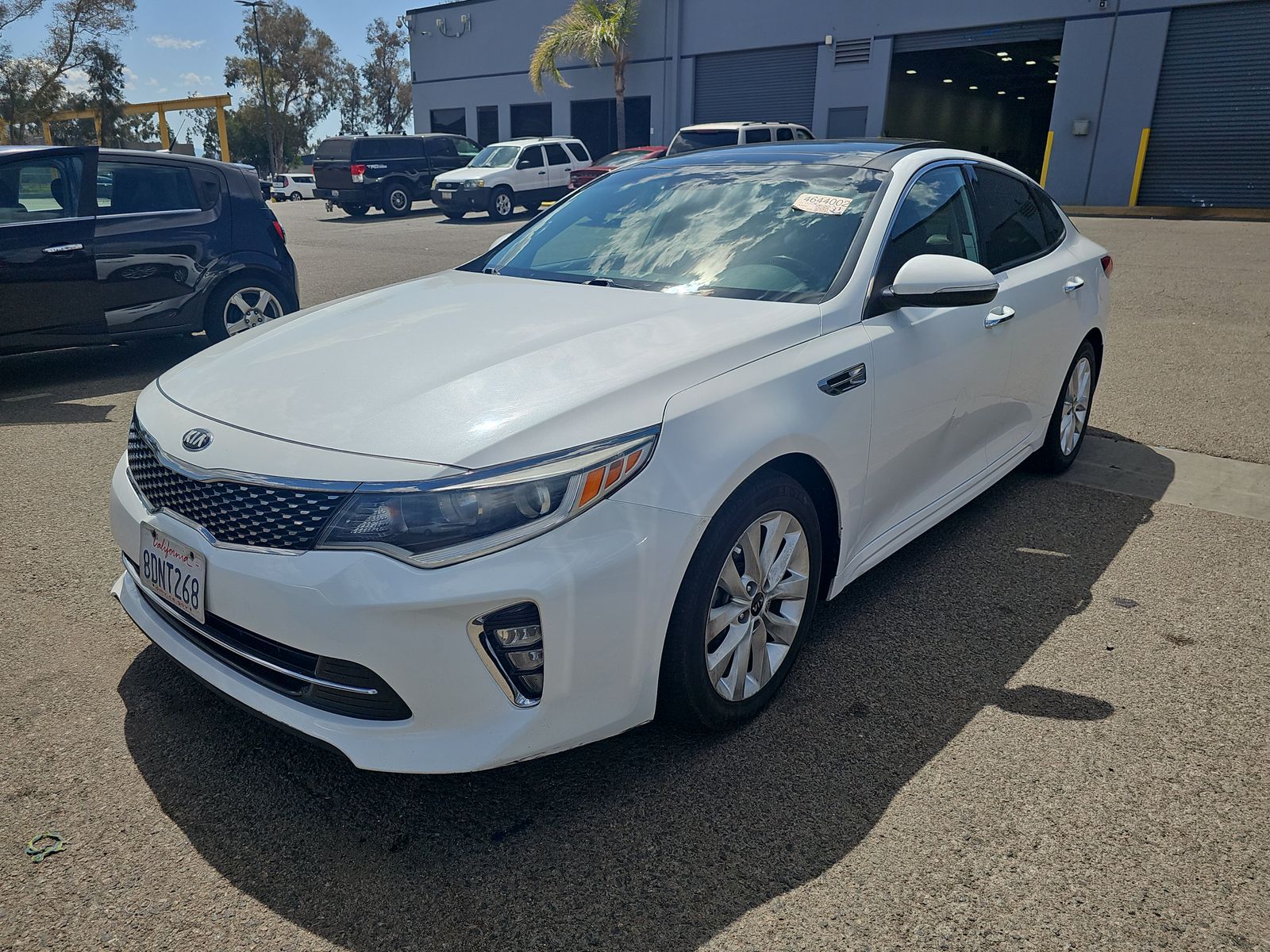 2018 Kia Optima S FWD