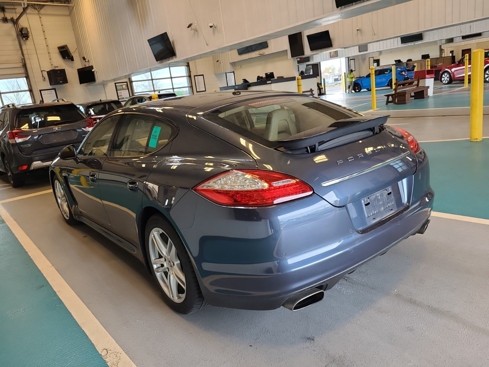 2012 Porsche Panamera 4 AWD