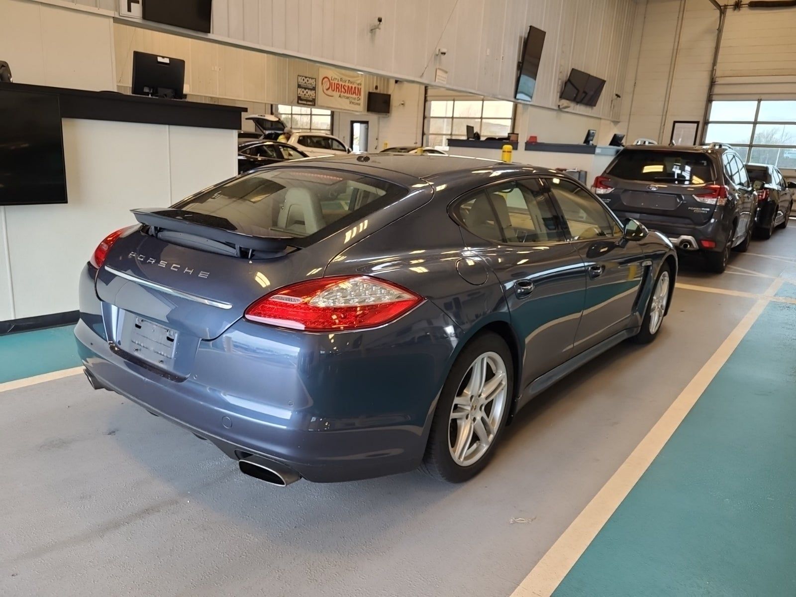 2012 Porsche Panamera 4 AWD