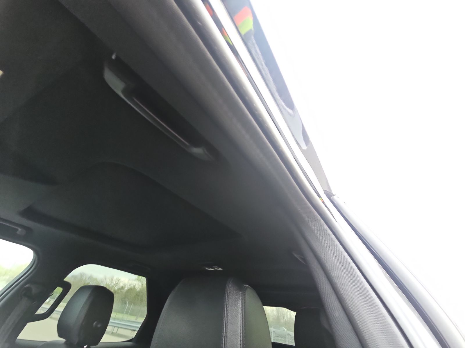 2020 Land Rover Discovery SE AWD