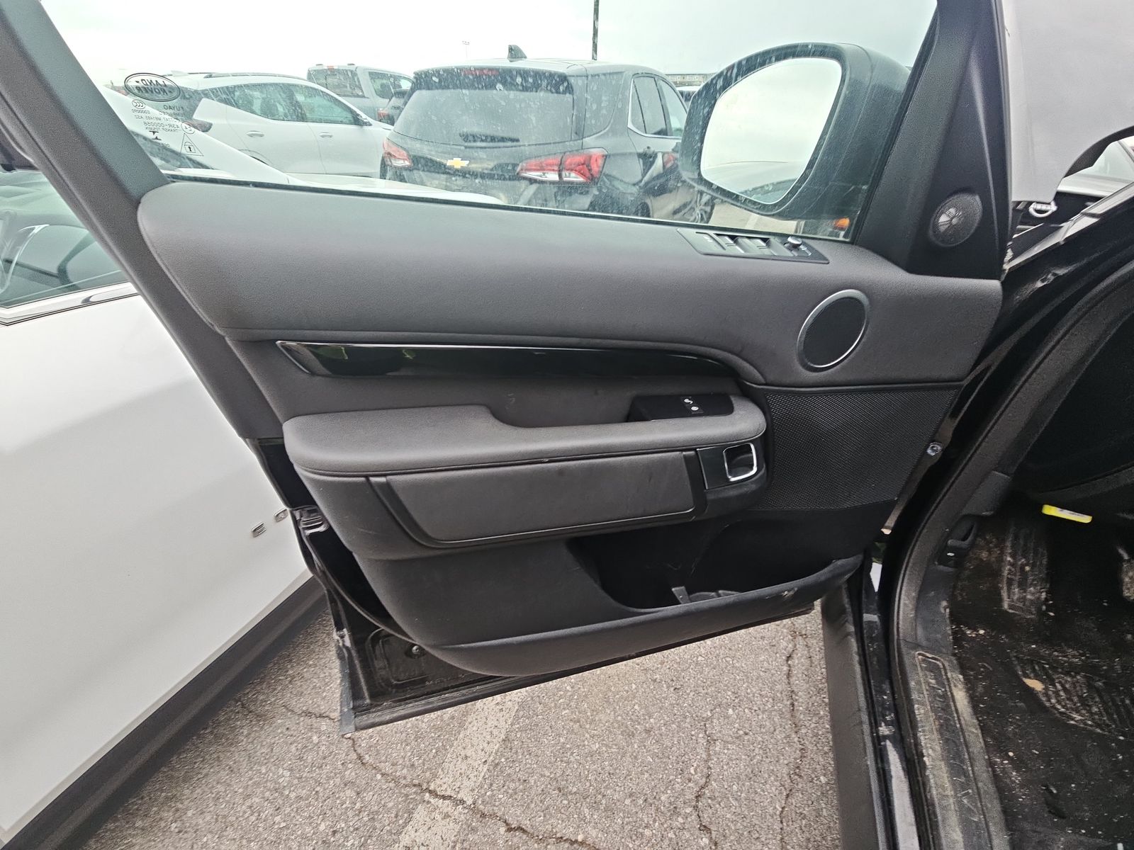 2020 Land Rover Discovery SE AWD