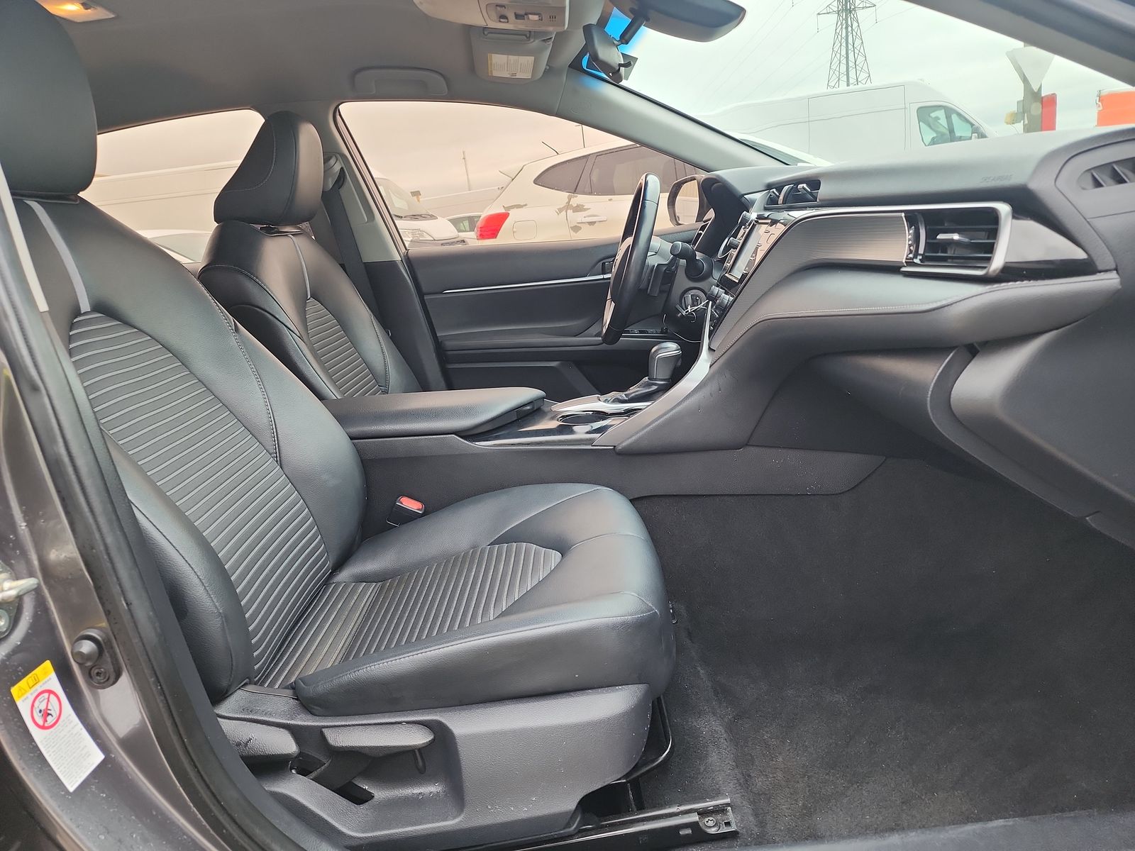 2019 Toyota Camry SE FWD