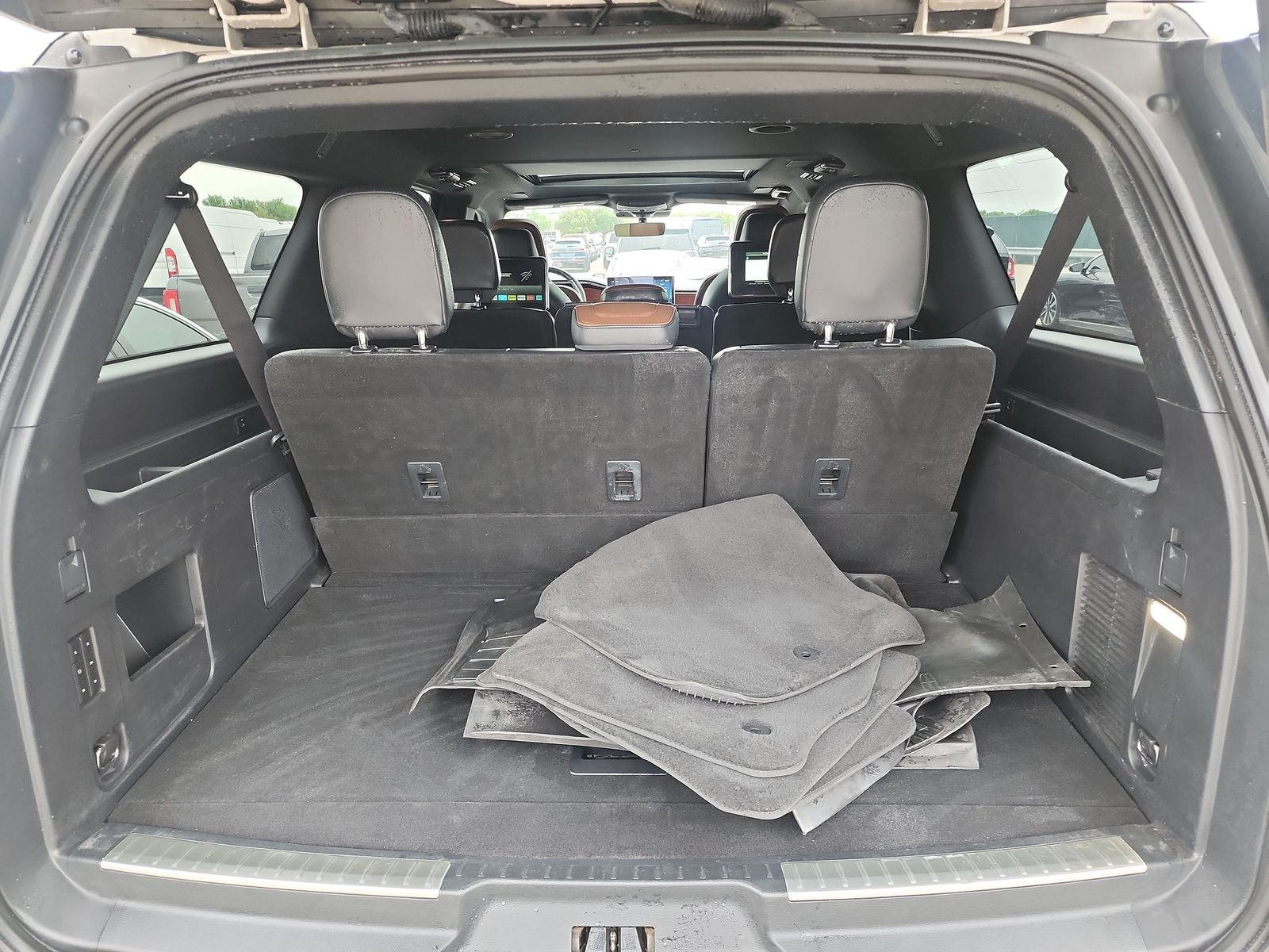 2022 Lincoln Navigator L Reserve FWD