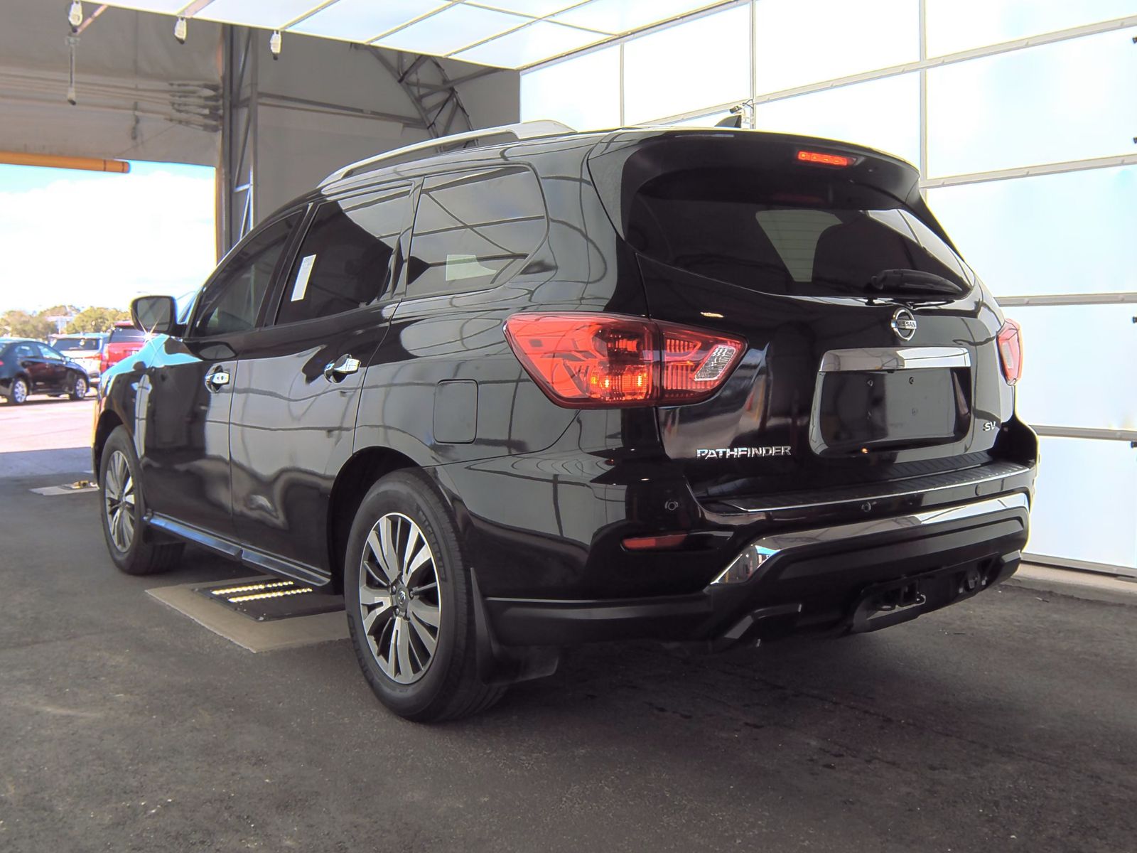 2020 Nissan Pathfinder SV FWD