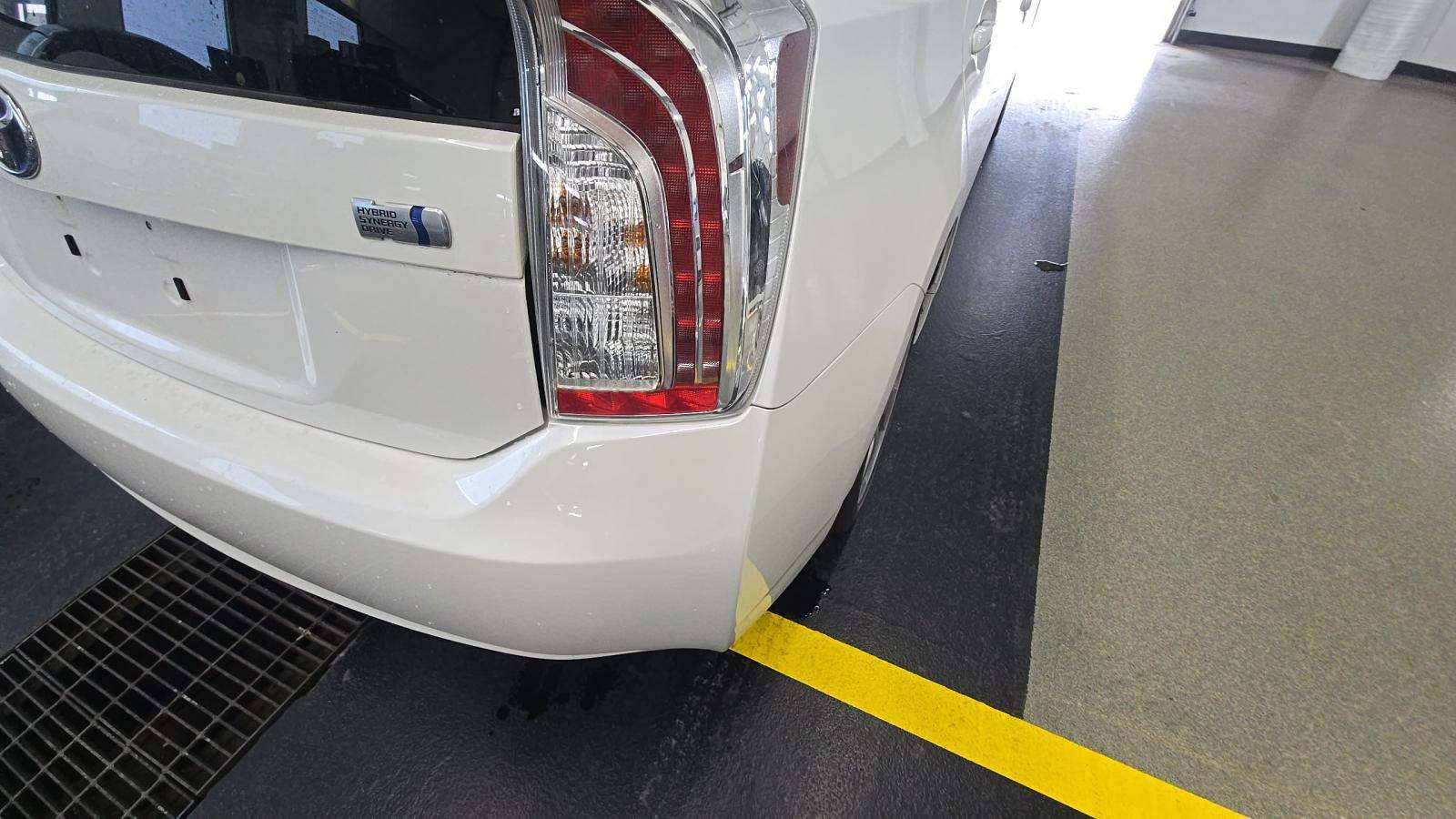 2013 Toyota Prius Persona Series FWD