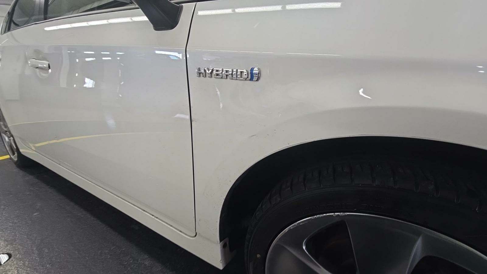 2013 Toyota Prius Persona Series FWD