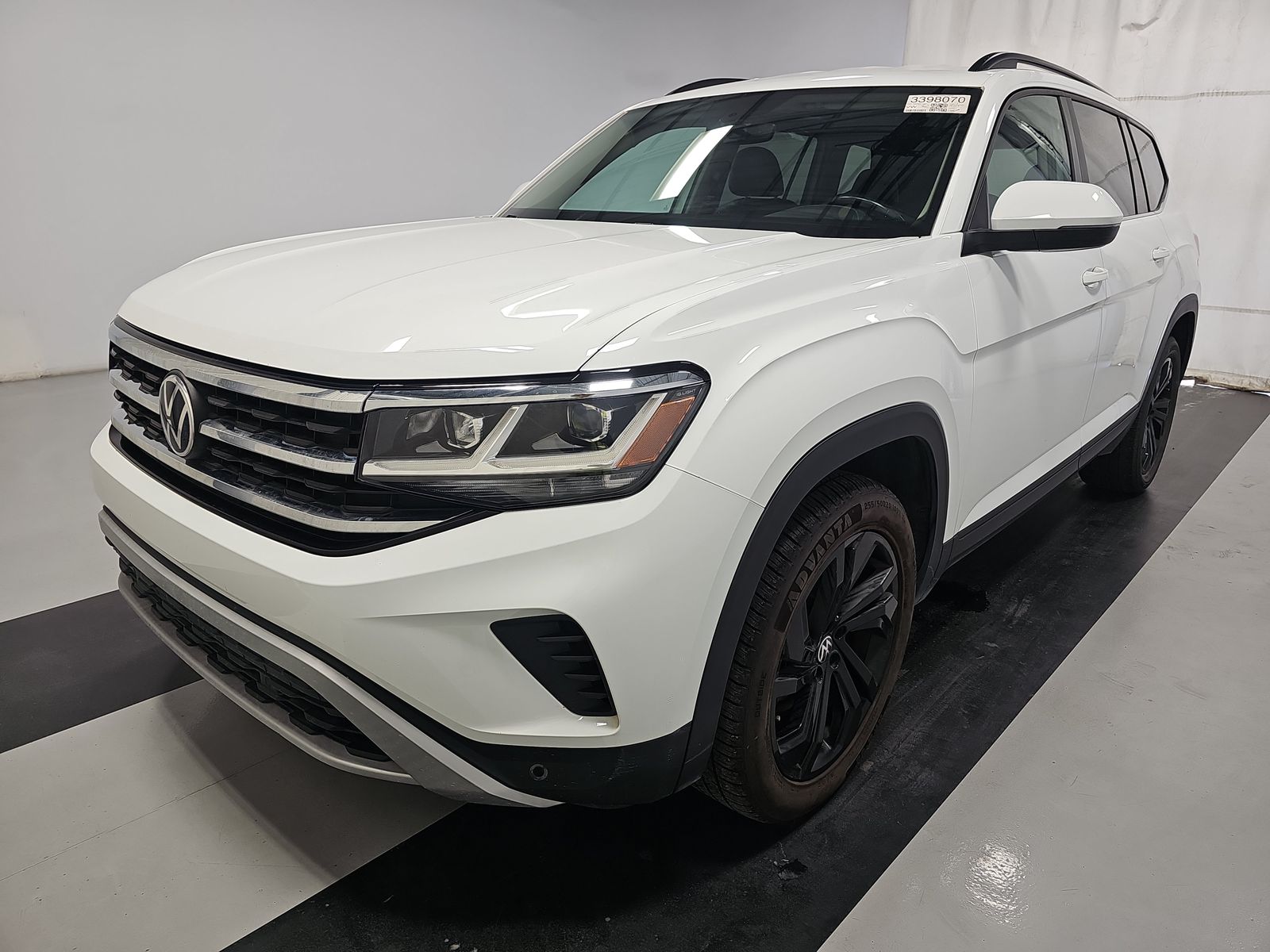 2022 Volkswagen Atlas 2.0T SE FWD