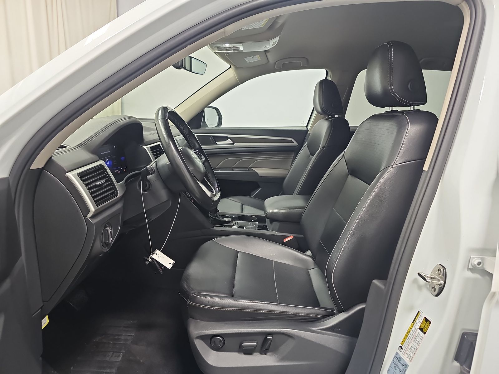 2022 Volkswagen Atlas 2.0T SE FWD