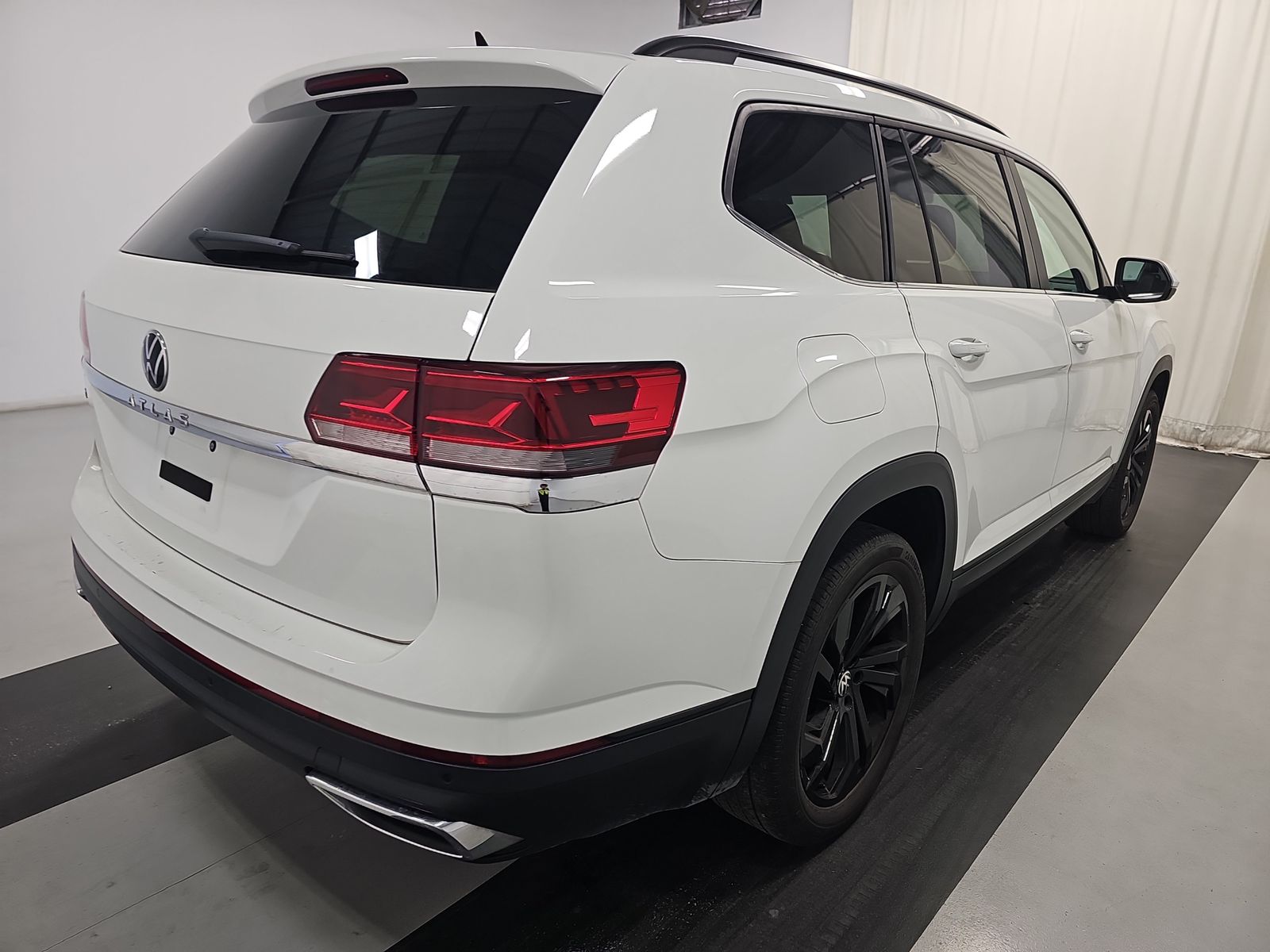 2022 Volkswagen Atlas 2.0T SE FWD