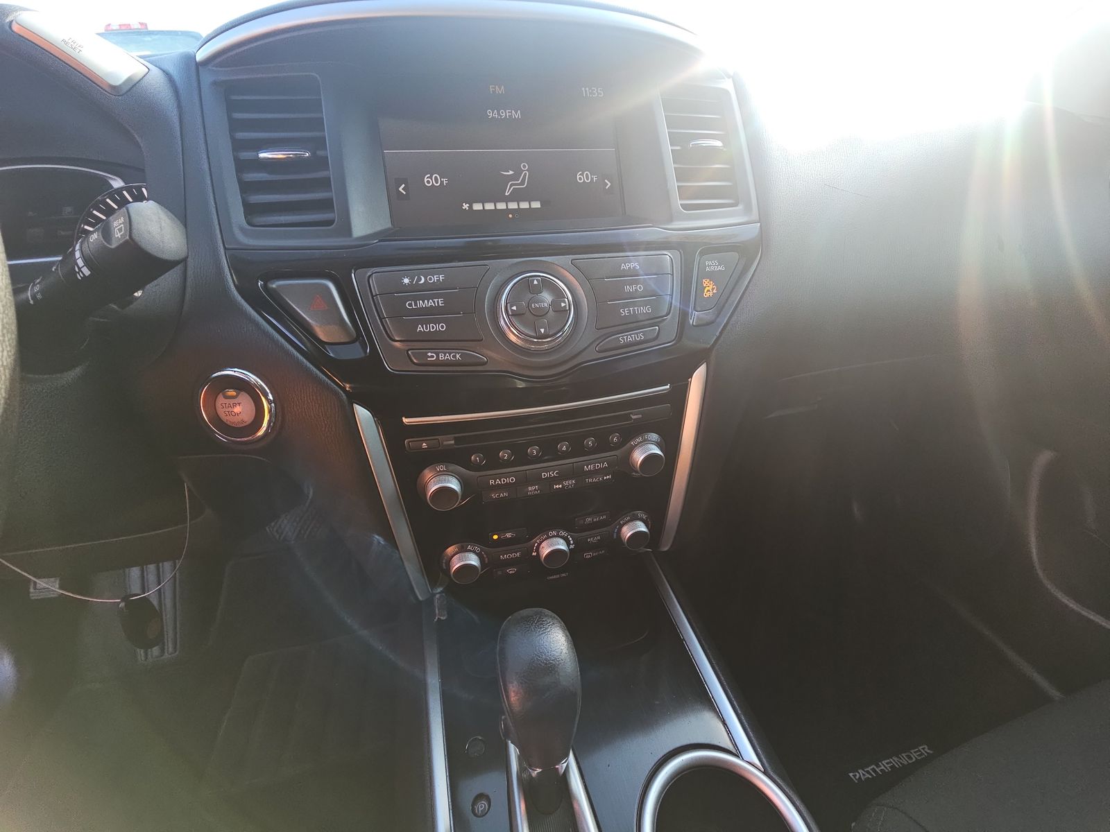 2020 Nissan Pathfinder SV FWD