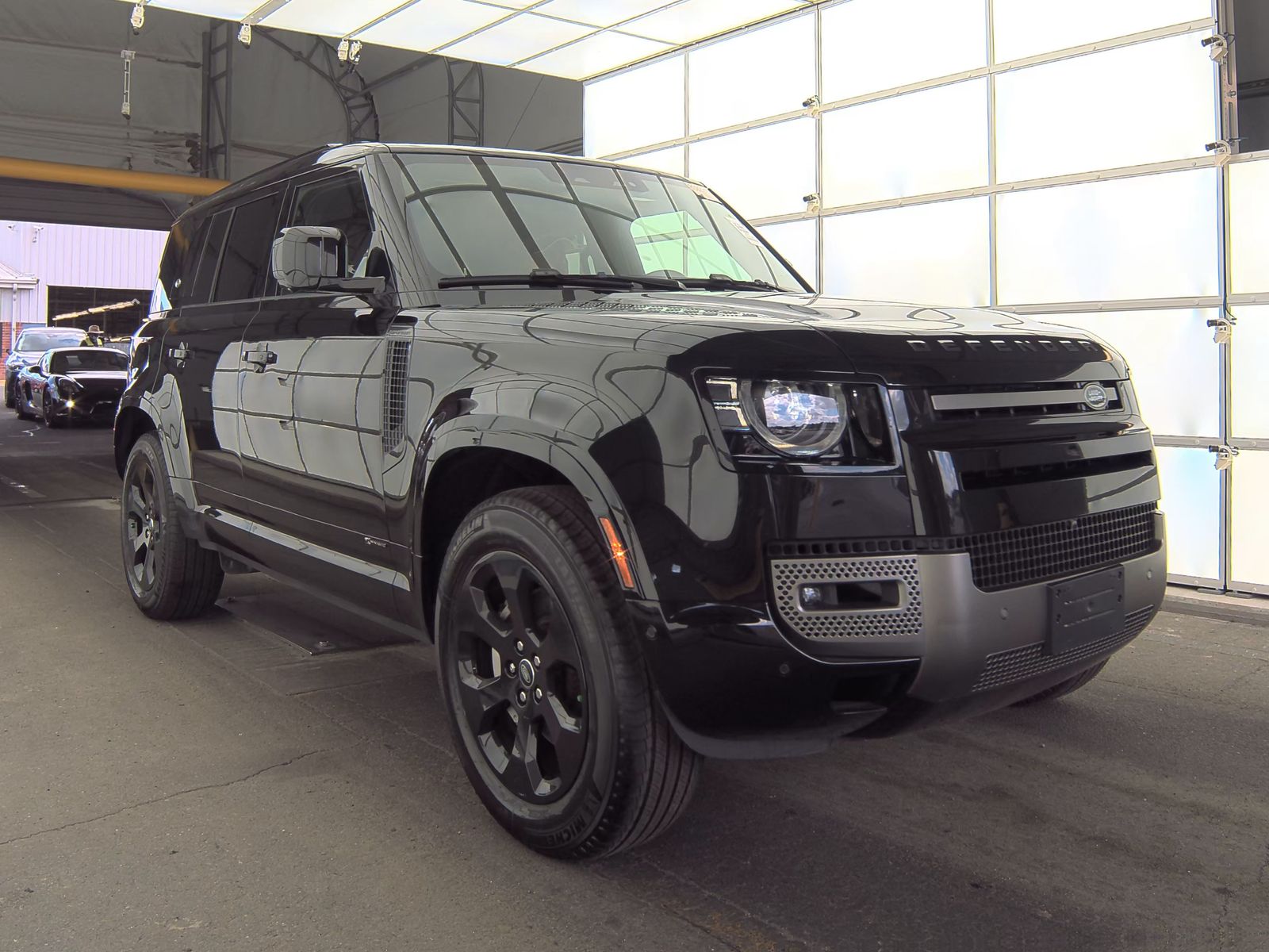 2021 Land Rover Defender 110 X-Dynamic HSE AWD