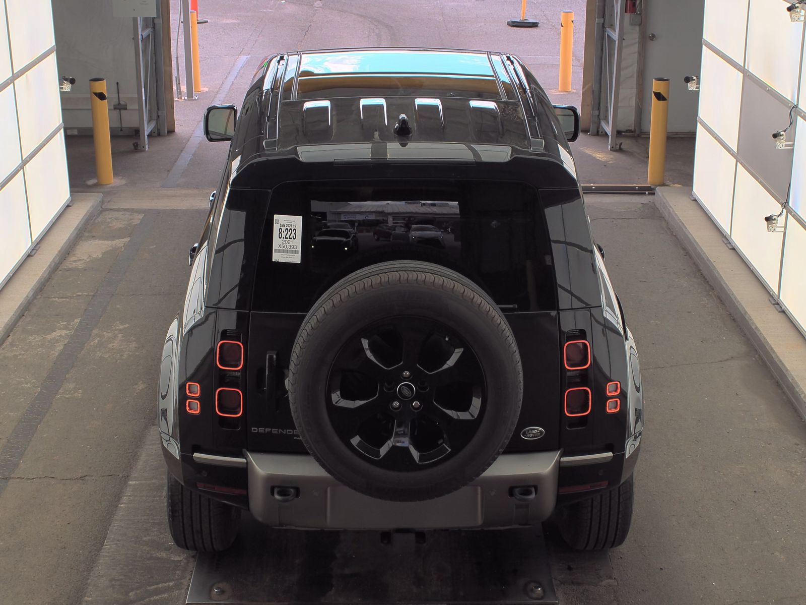 2021 Land Rover Defender 110 X-Dynamic HSE AWD