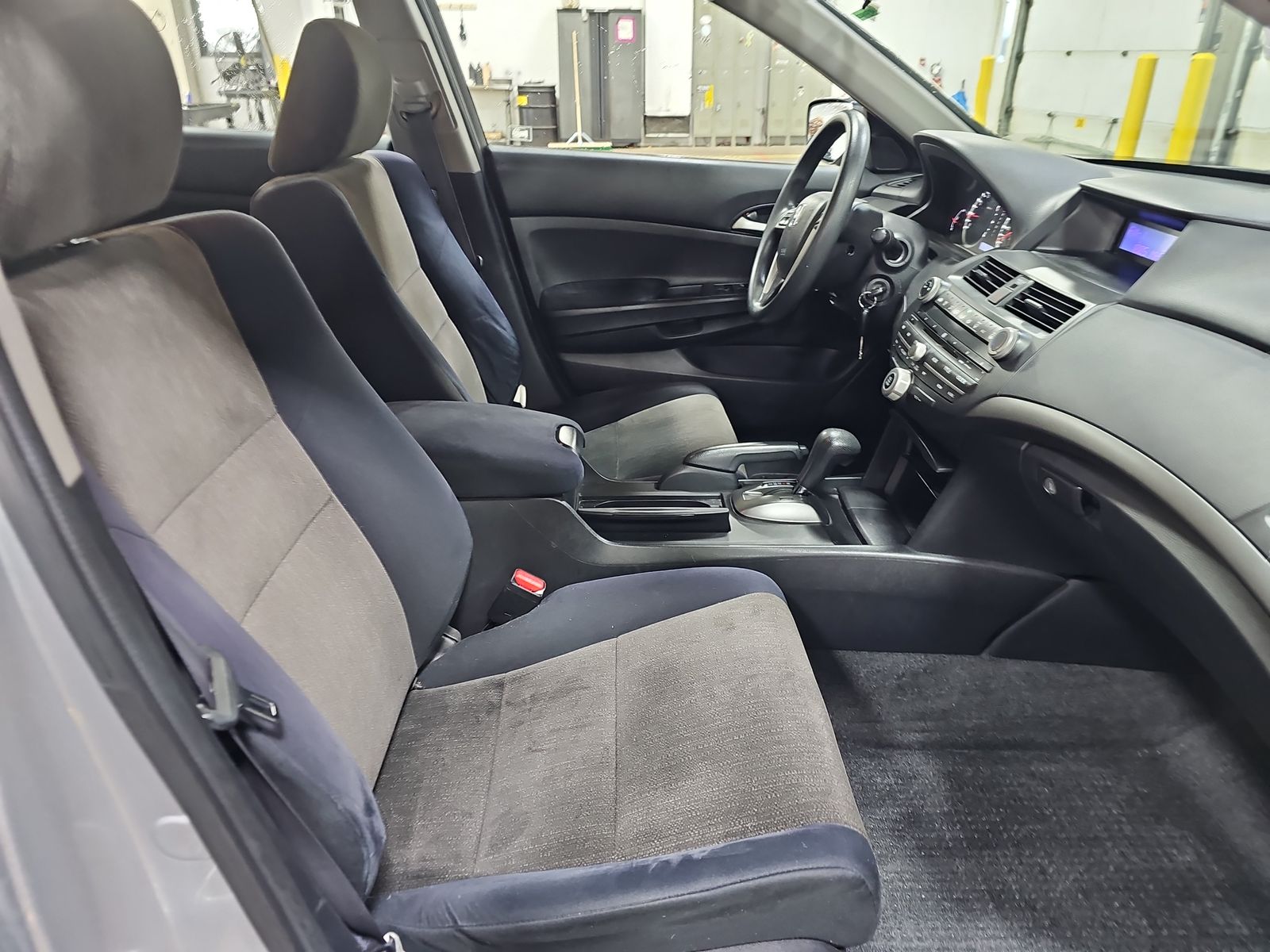 2010 Honda Accord LX FWD