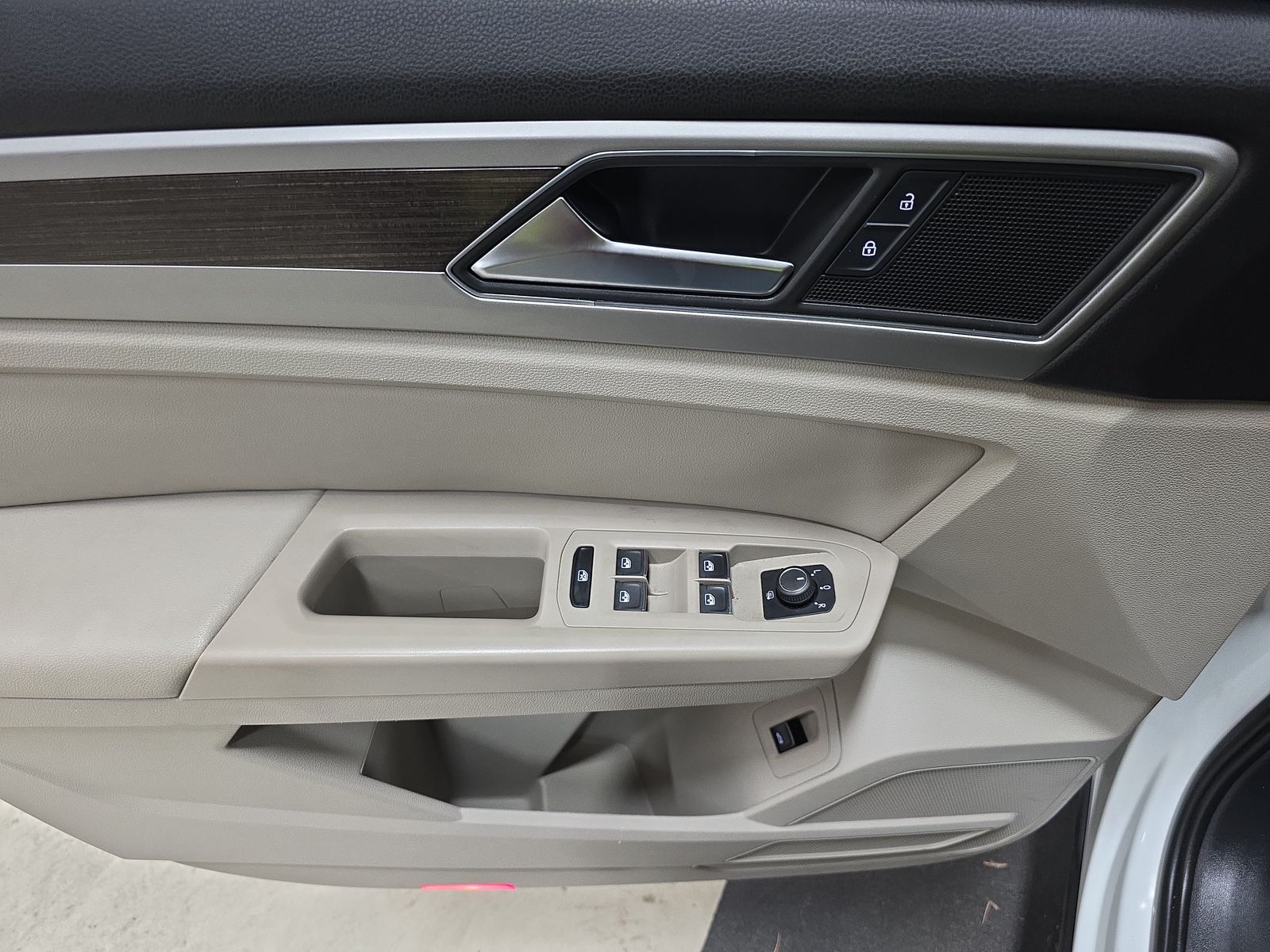 2018 Volkswagen Atlas 3.6L SEL FWD