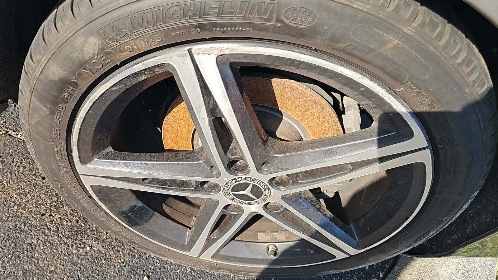 2019 Mercedes-Benz A-Class A 220 FWD