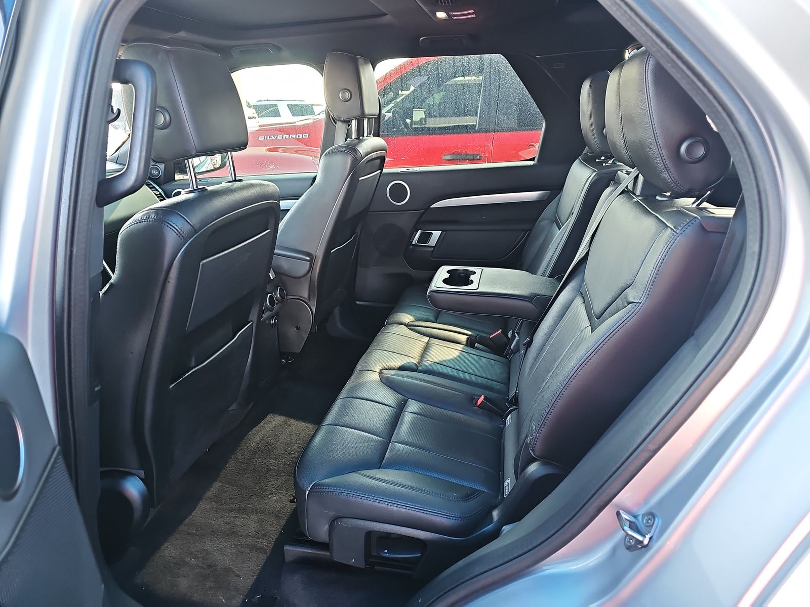 2020 Land Rover Discovery Landmark Edition AWD