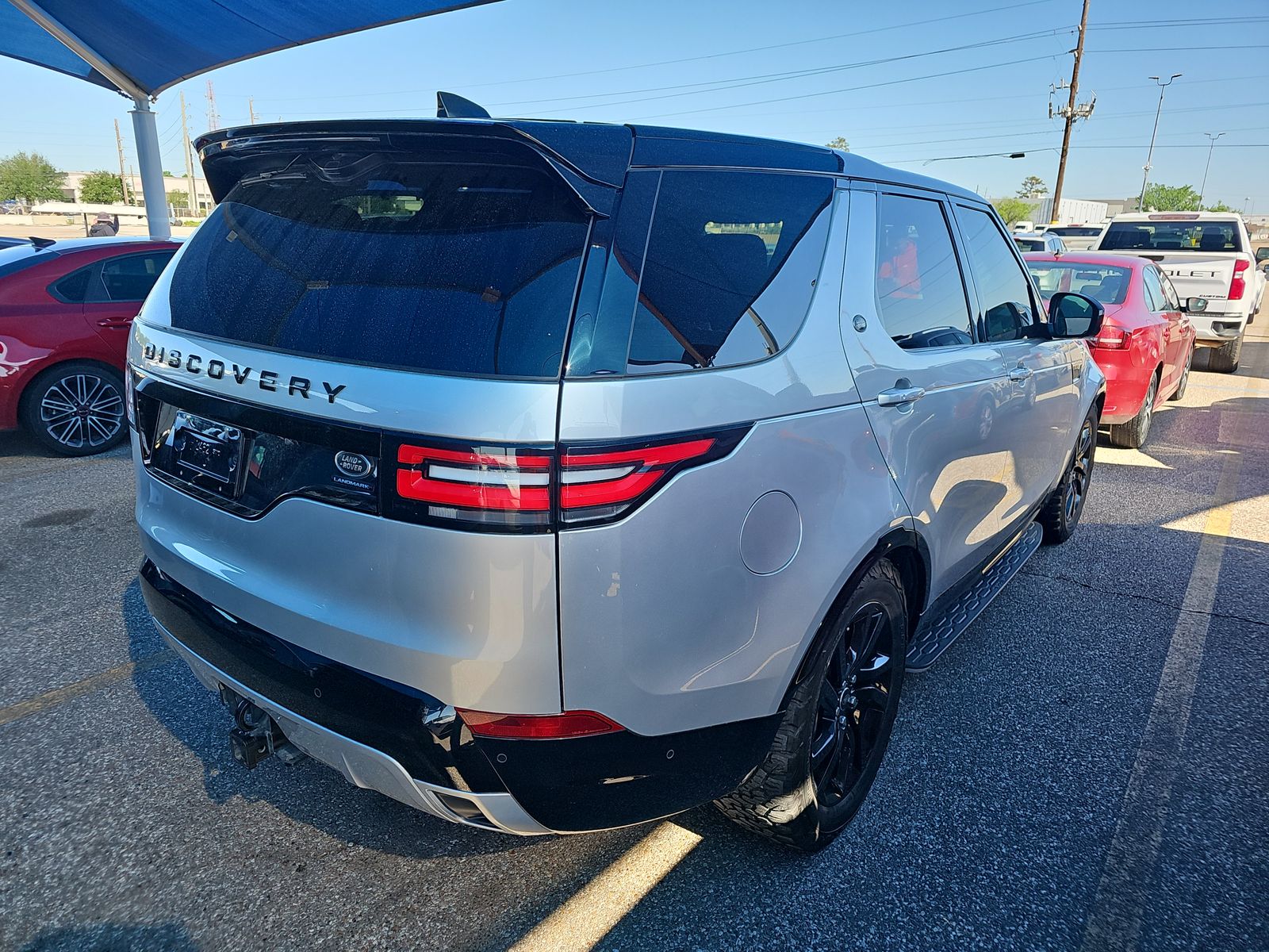 2020 Land Rover Discovery Landmark Edition AWD