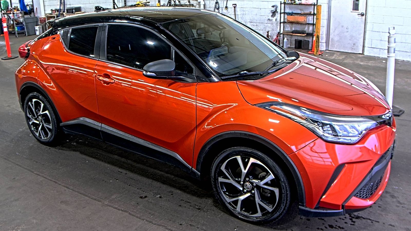 2020 Toyota C-HR XLE FWD