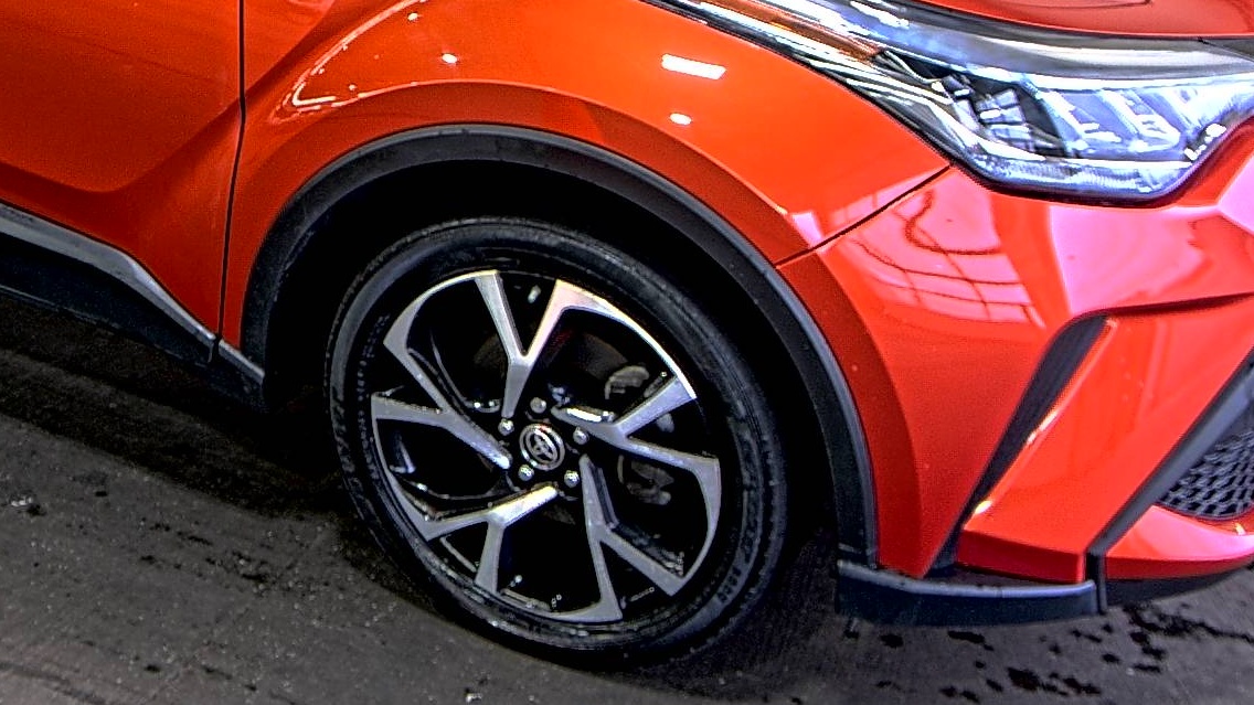 2020 Toyota C-HR XLE FWD