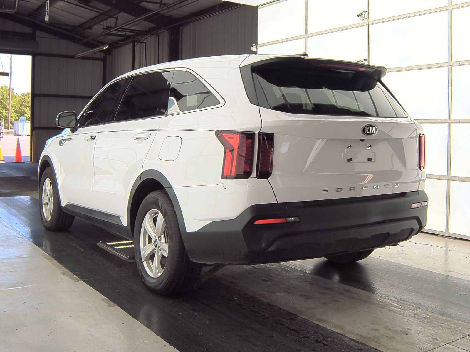 2021 Kia Sorento LX FWD