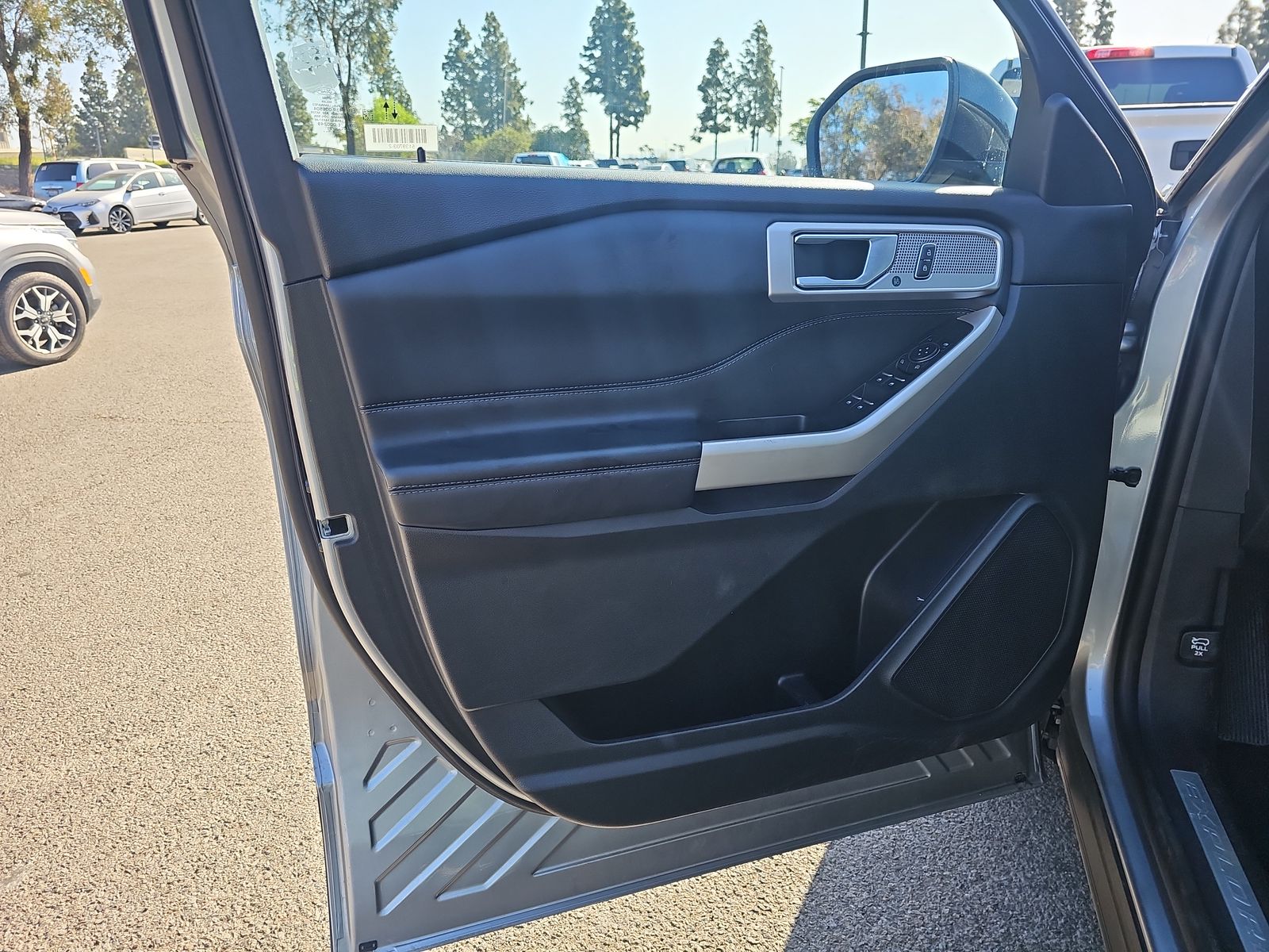 2023 Ford Explorer Limited AWD