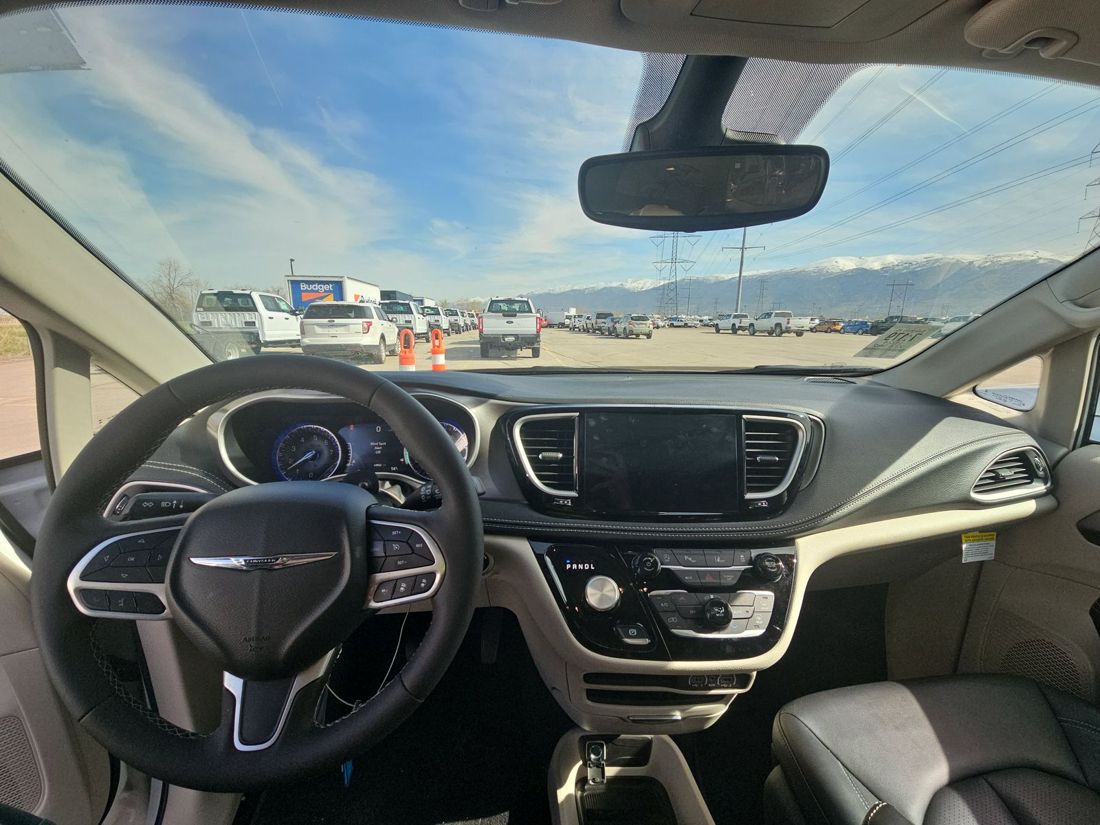 2024 Chrysler Pacifica Touring L FWD