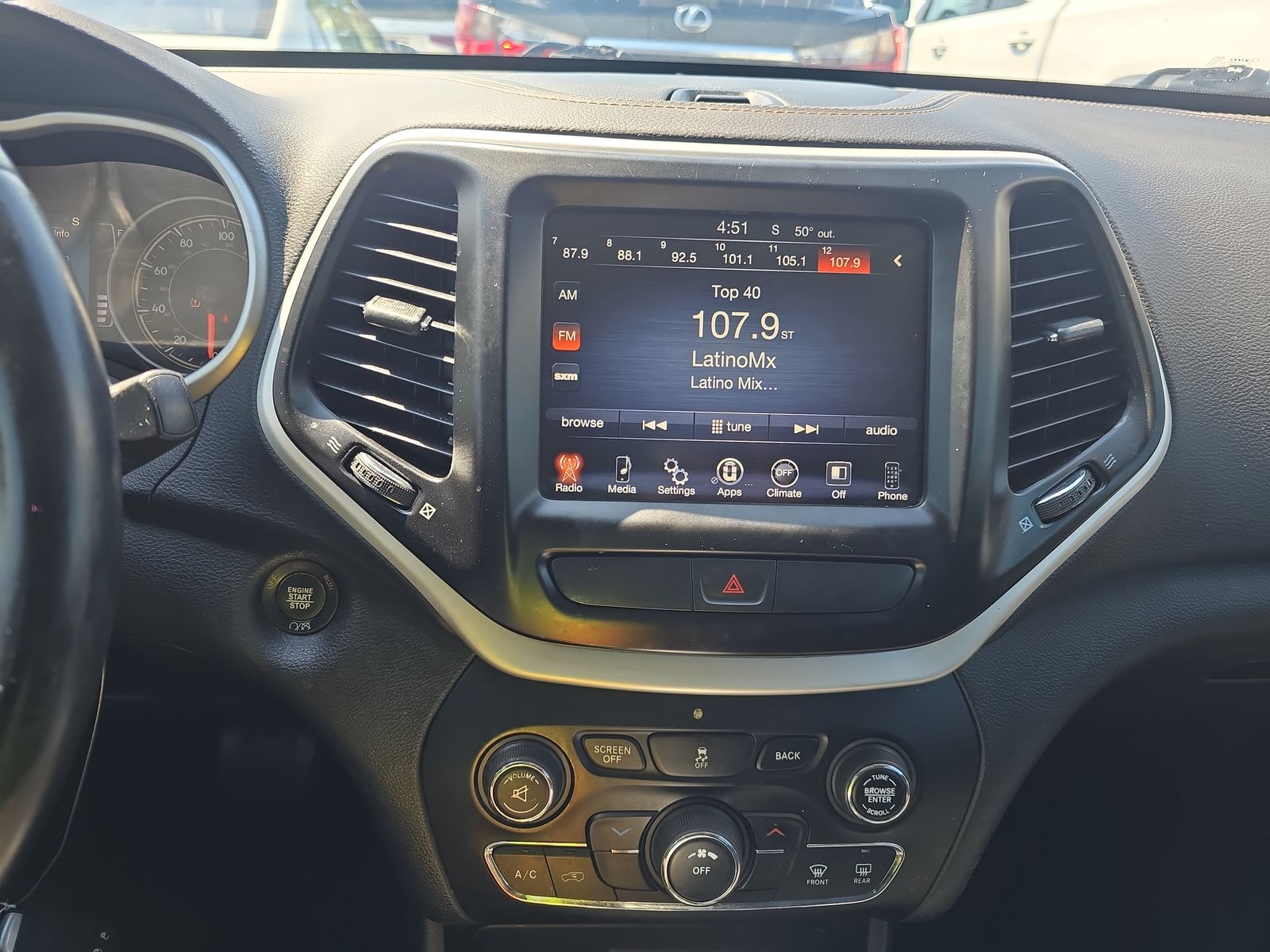 2018 Jeep Cherokee Latitude Plus FWD