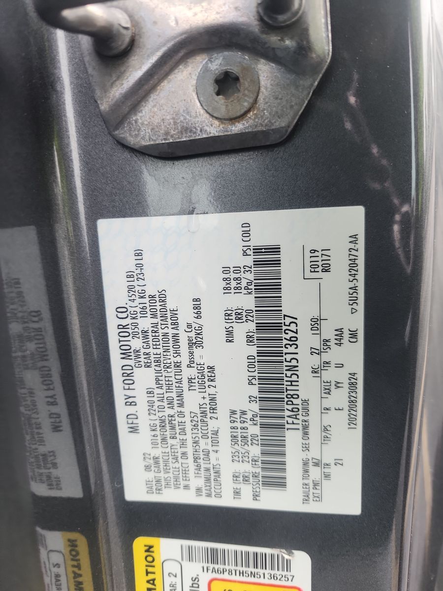 2022 Ford Mustang EcoBoost RWD