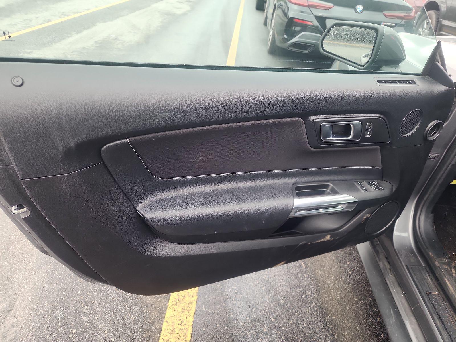 2022 Ford Mustang EcoBoost RWD