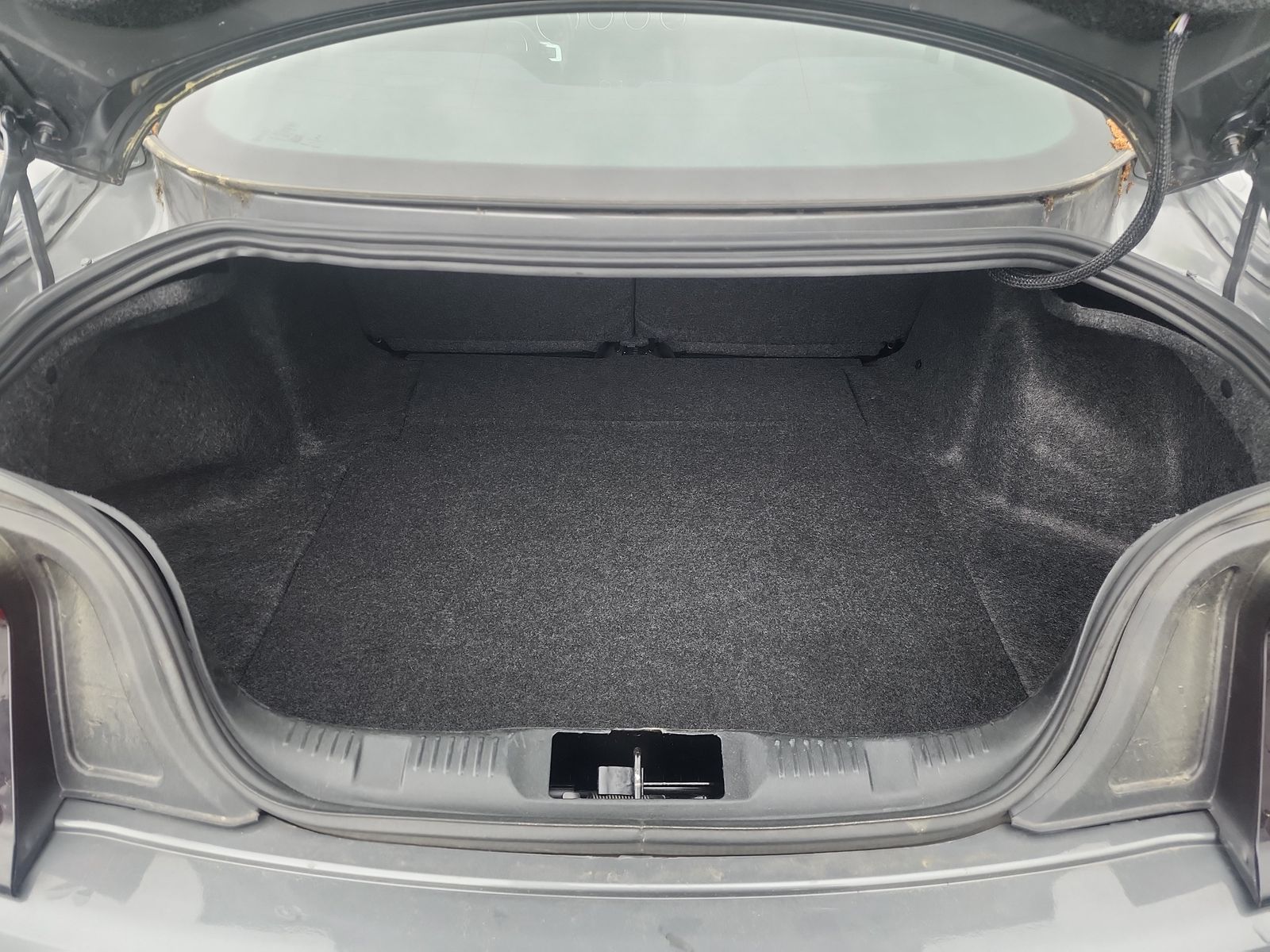 2022 Ford Mustang EcoBoost RWD