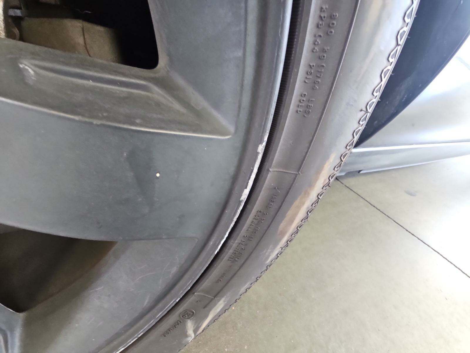 2013 Dodge Challenger SXT RWD