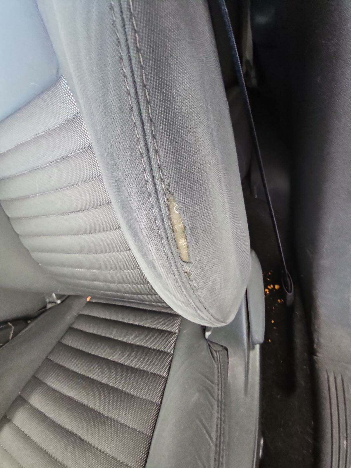 2013 Dodge Challenger SXT RWD