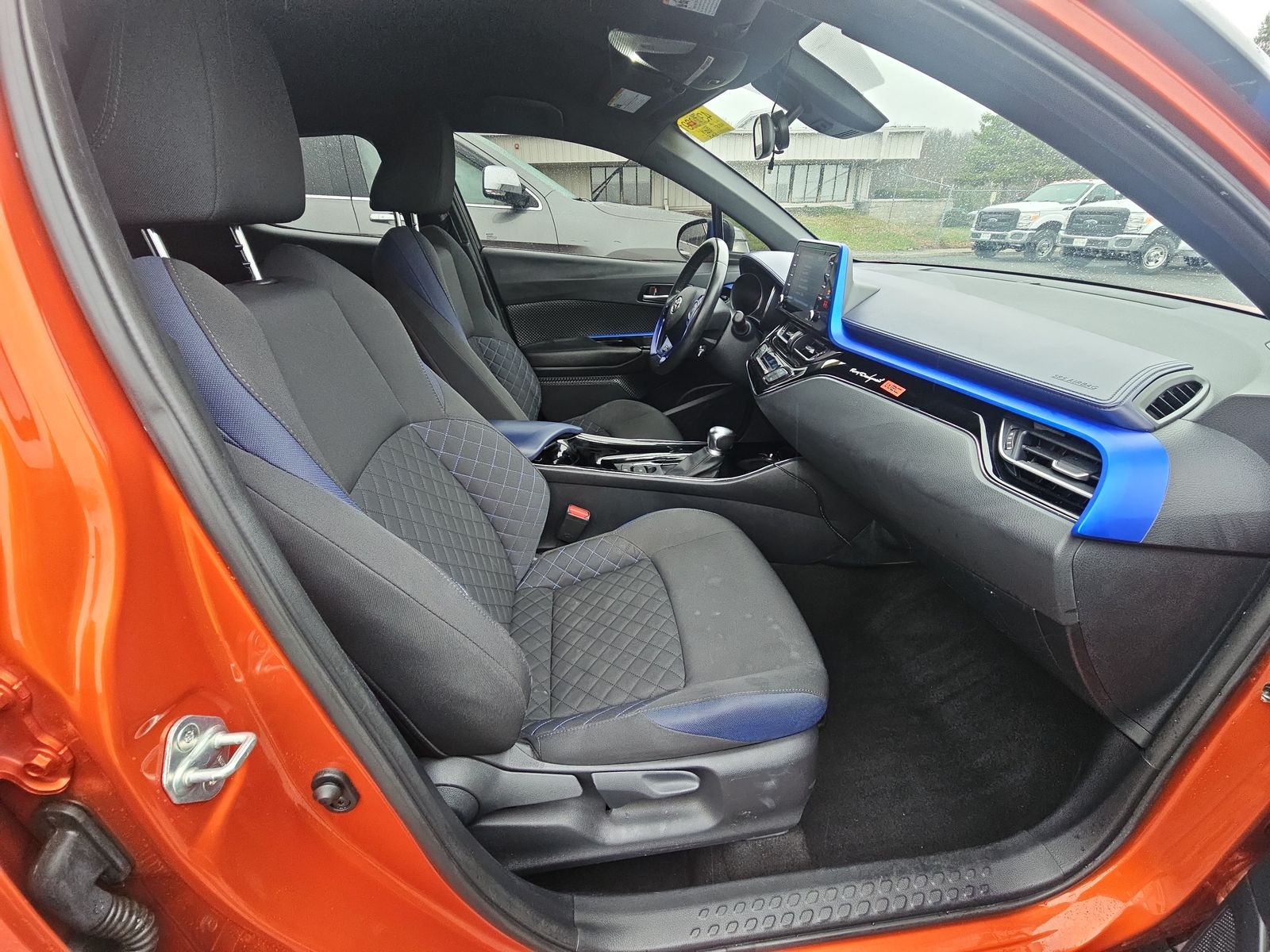 2020 Toyota C-HR XLE FWD