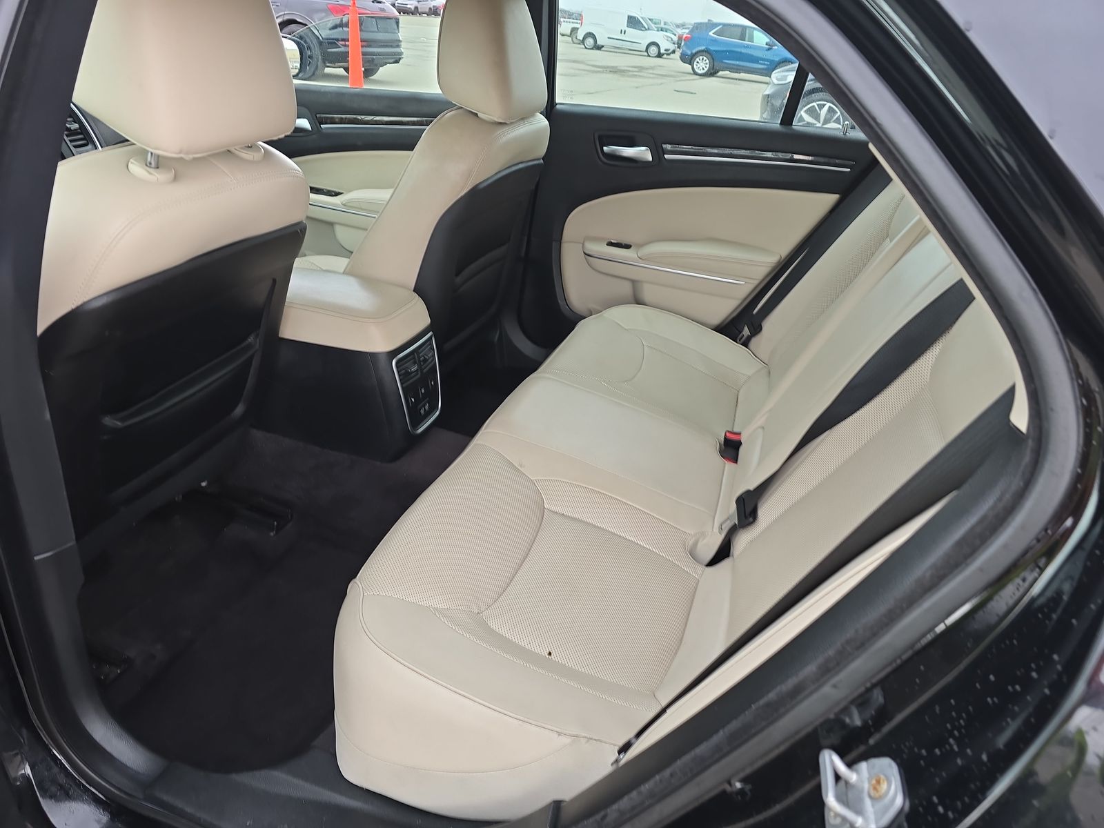 2017 Chrysler 300 C RWD