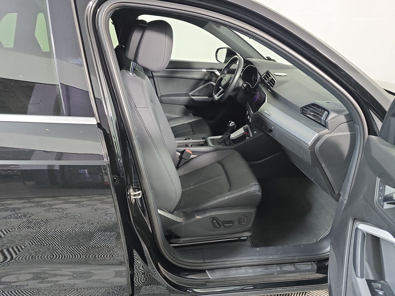 2022 Audi Q3 2.0T Premium AWD