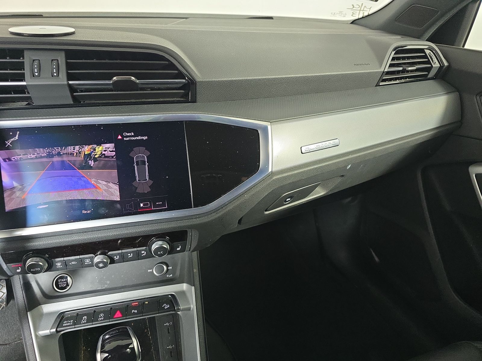 2022 Audi Q3 2.0T Premium AWD