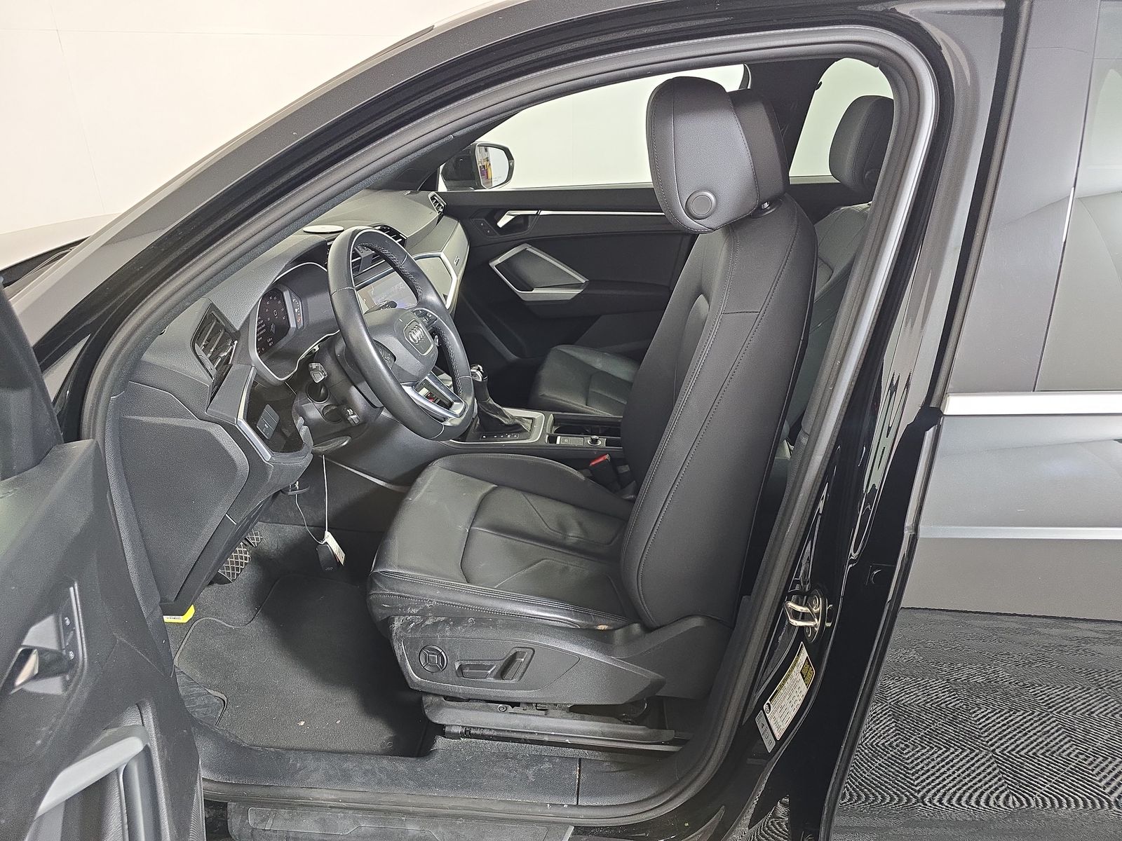 2022 Audi Q3 2.0T Premium AWD