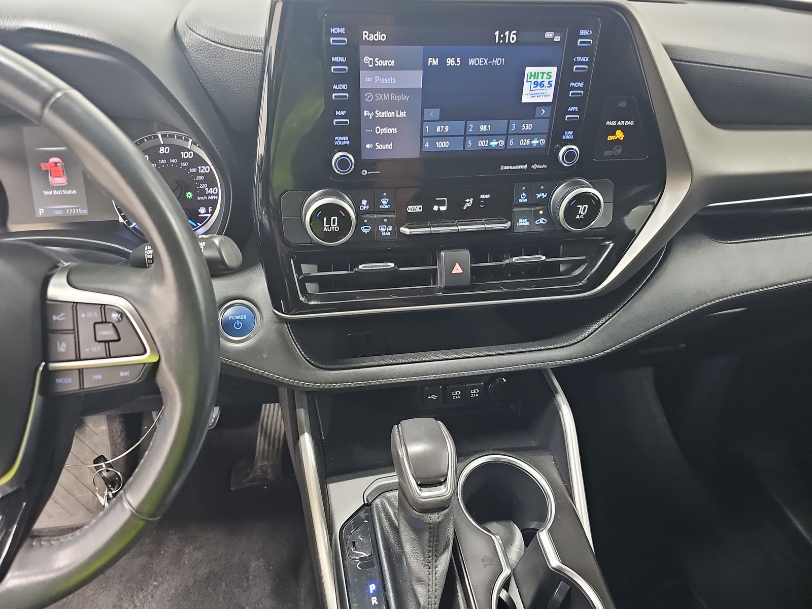 2021 Toyota Highlander Hybrid LE FWD