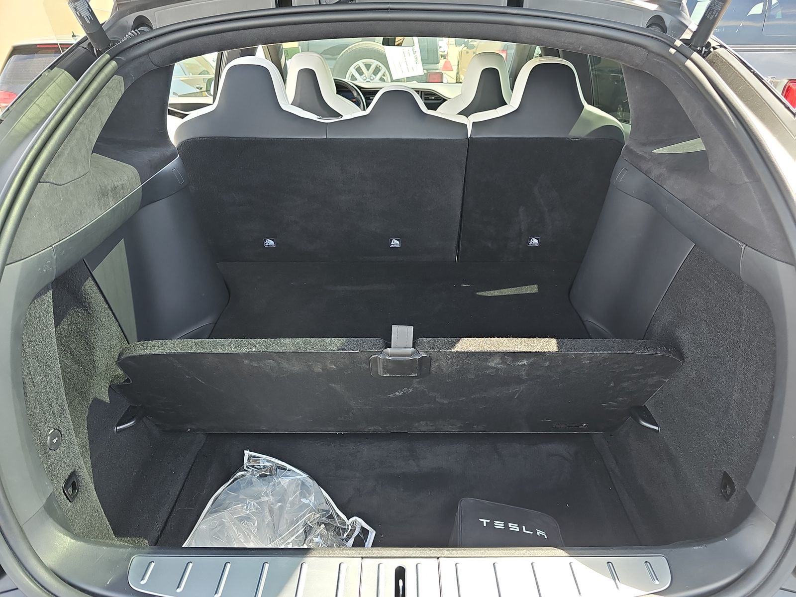 2018 Tesla Model X 75D AWD