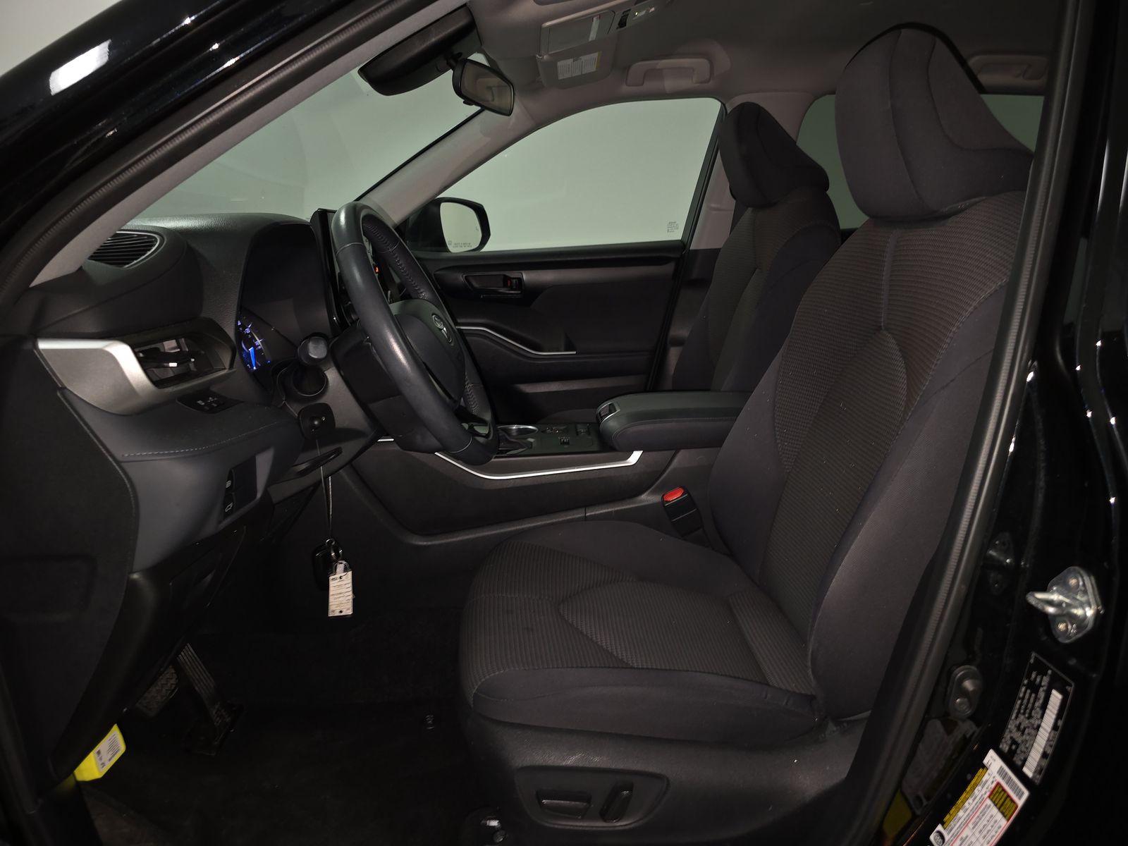 2021 Toyota Highlander Hybrid LE FWD