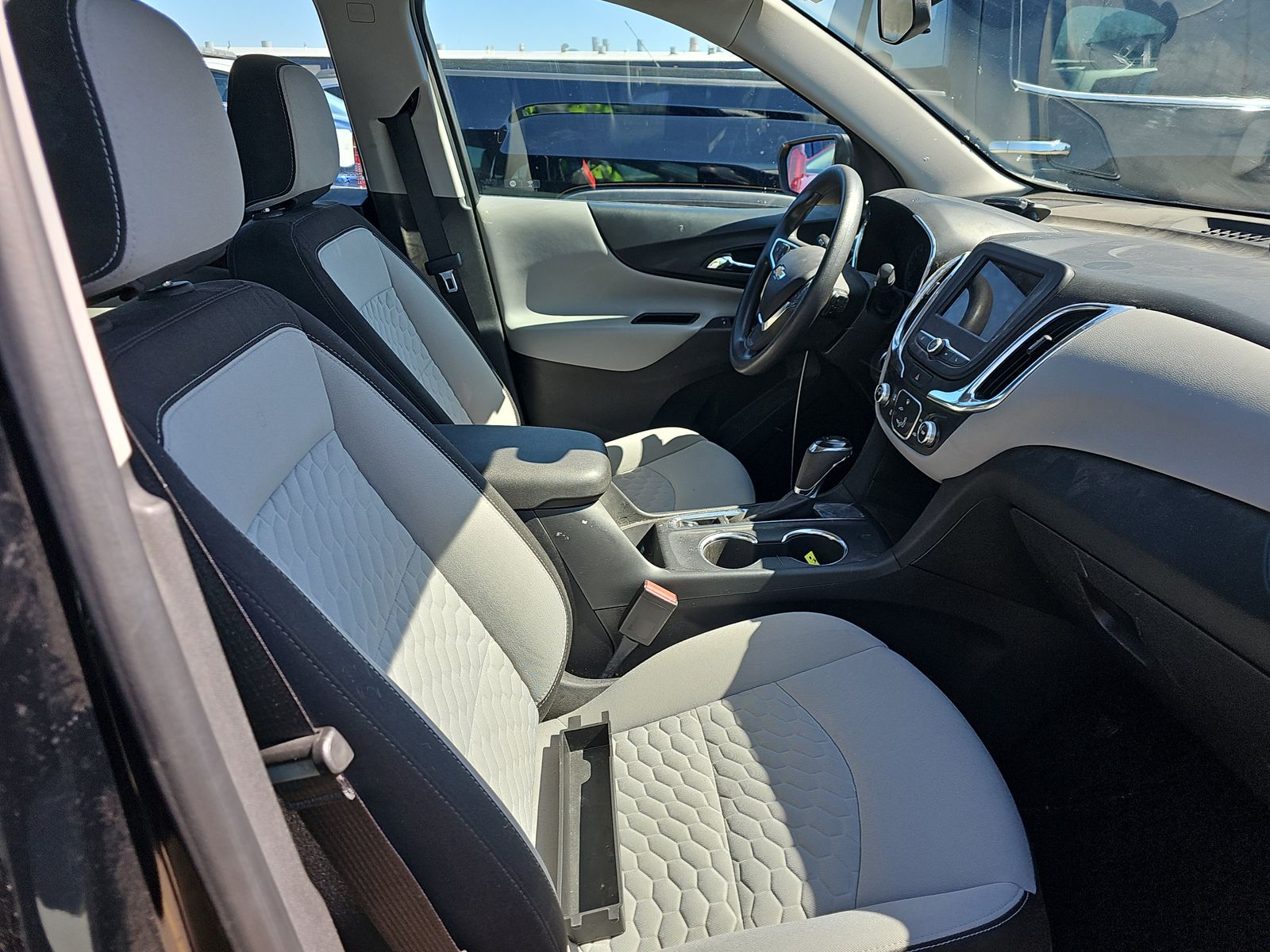 2019 Chevrolet Equinox LS FWD