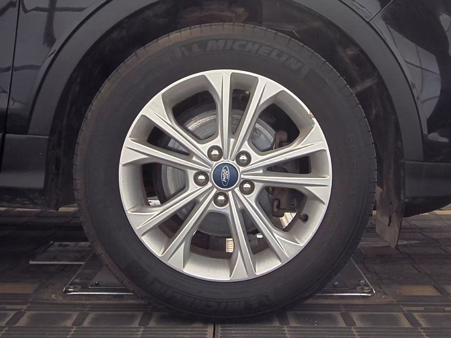 2017 Ford Escape SE FWD