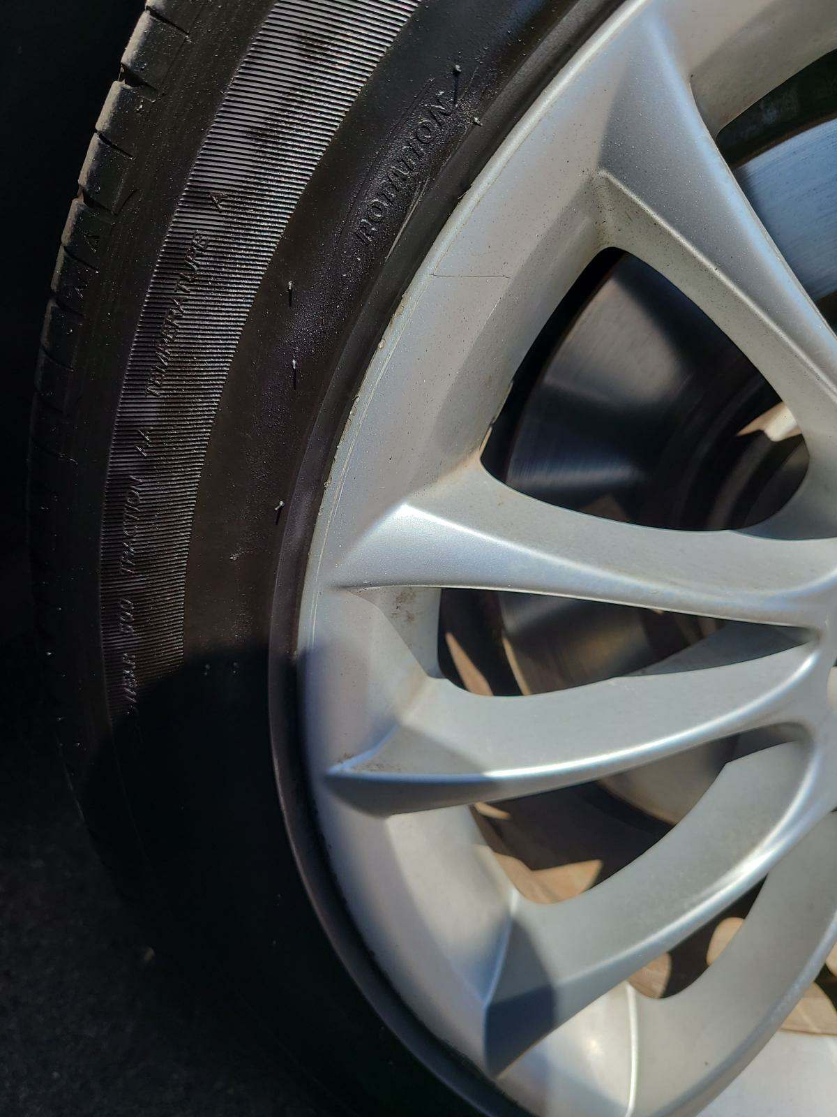 2012 BMW 7 Series 750Li xDrive AWD