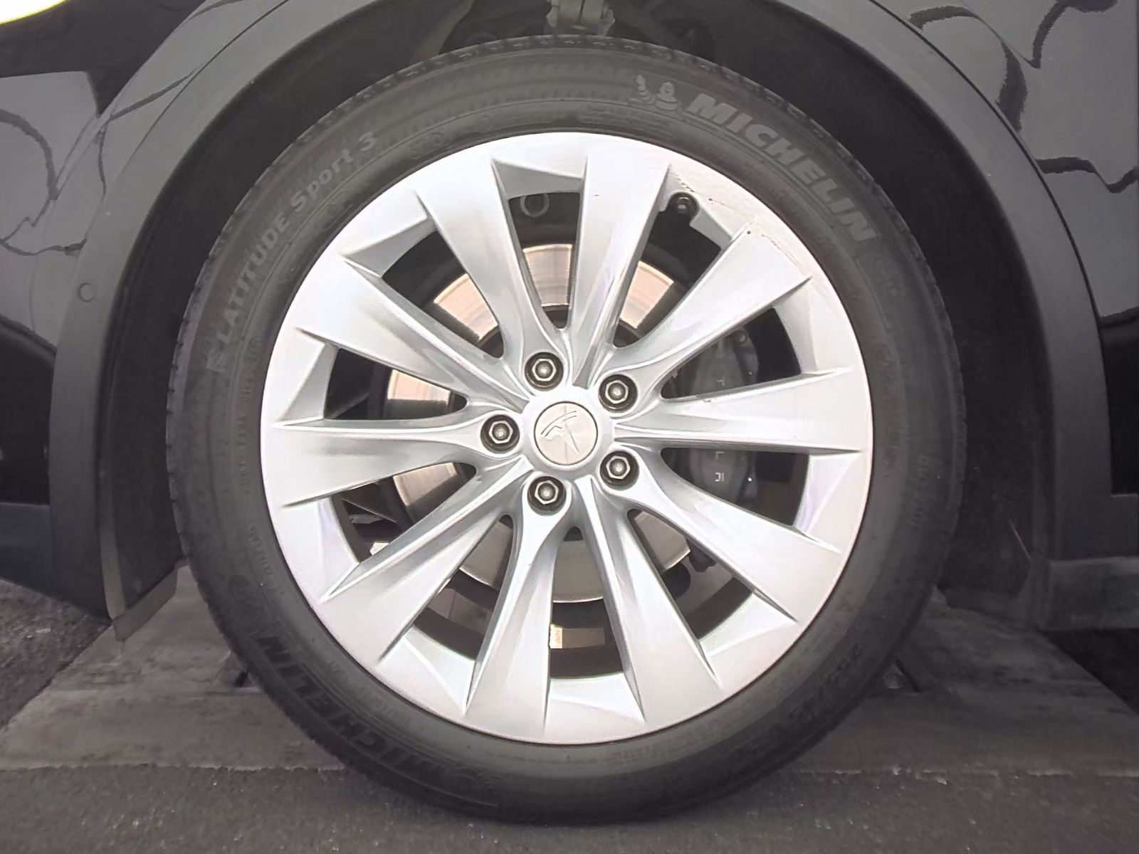 2018 Tesla Model X 75D AWD